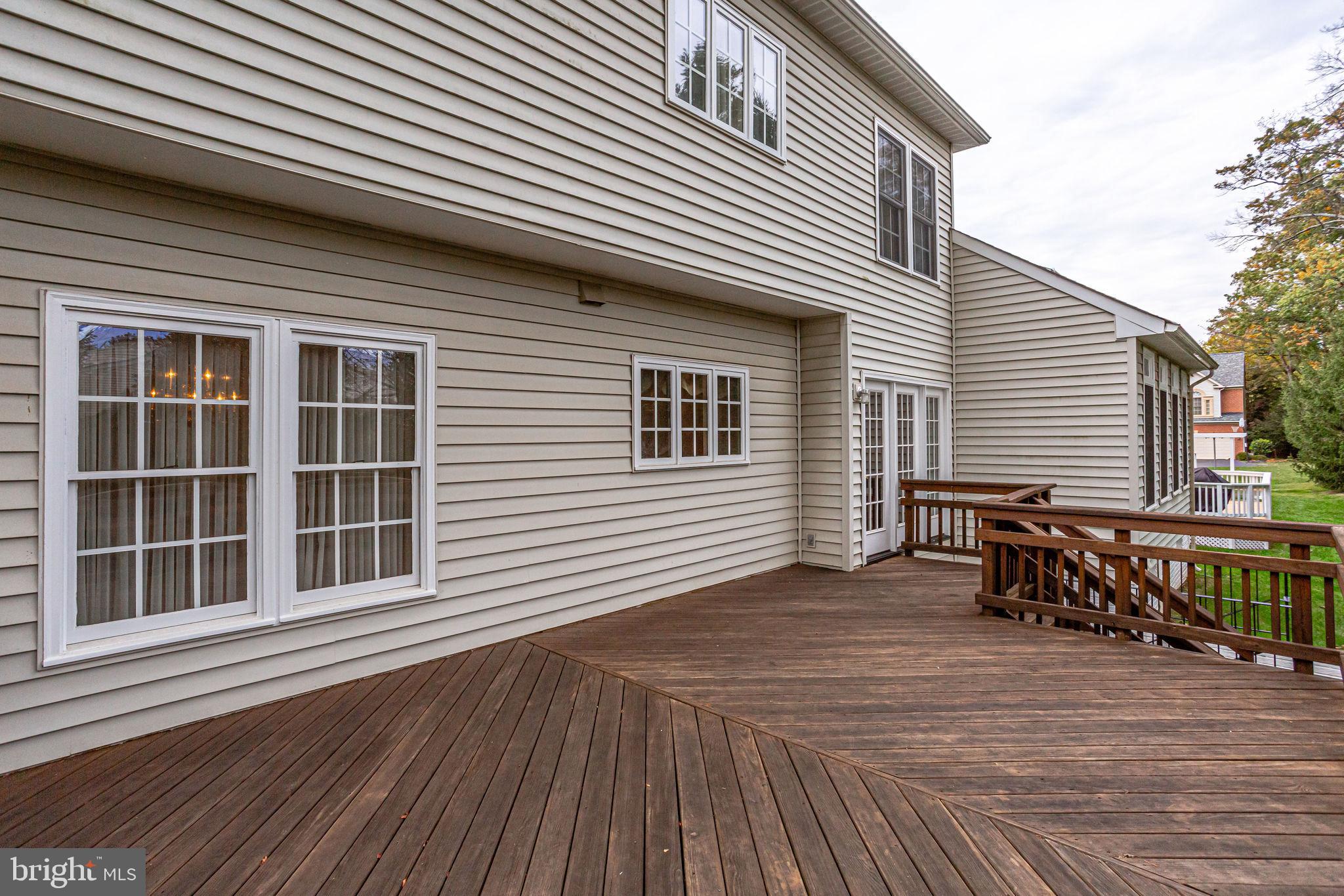 COURTHOUSE COMMONS - Residential