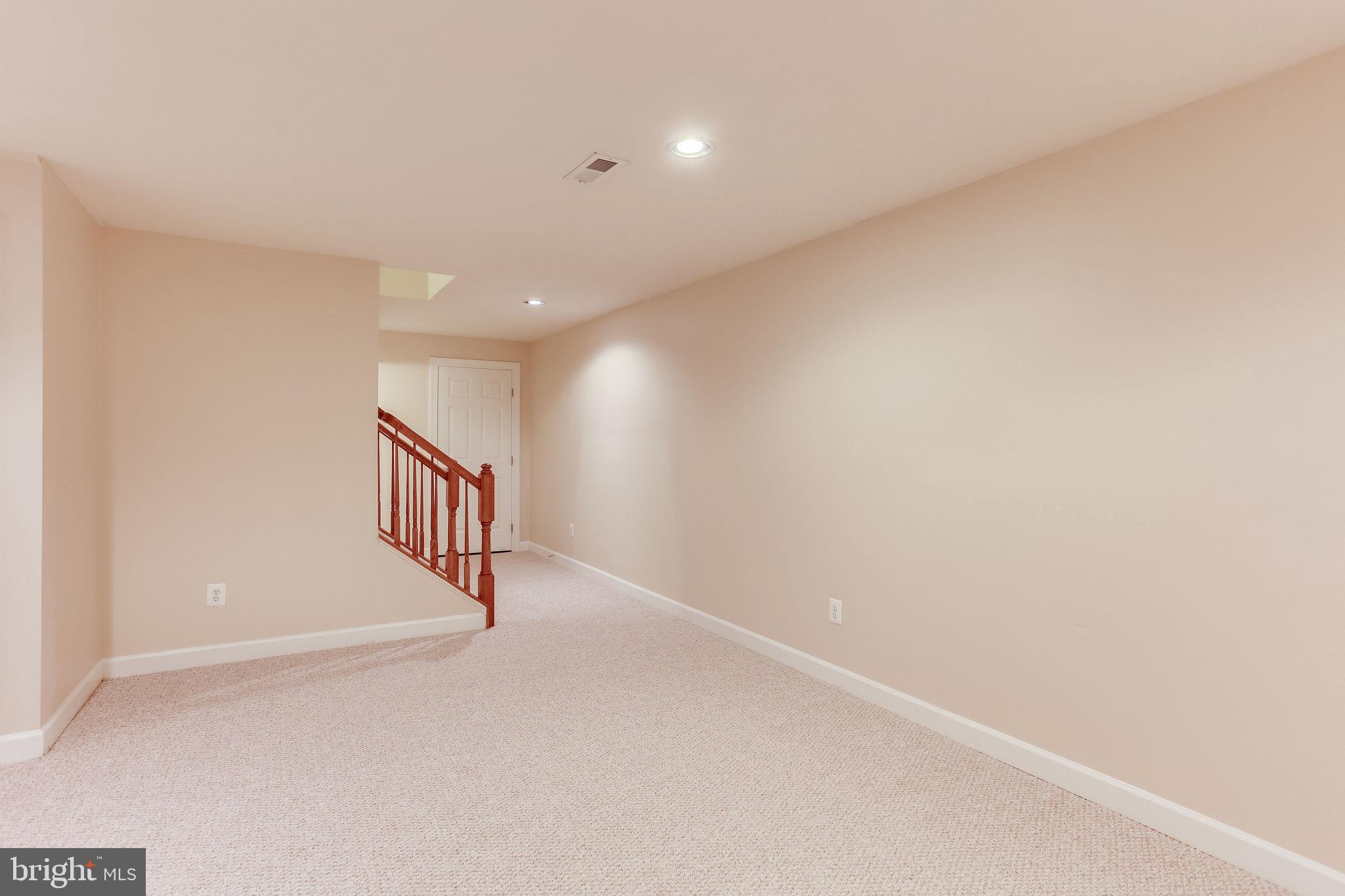 COURTHOUSE COMMONS - Residential