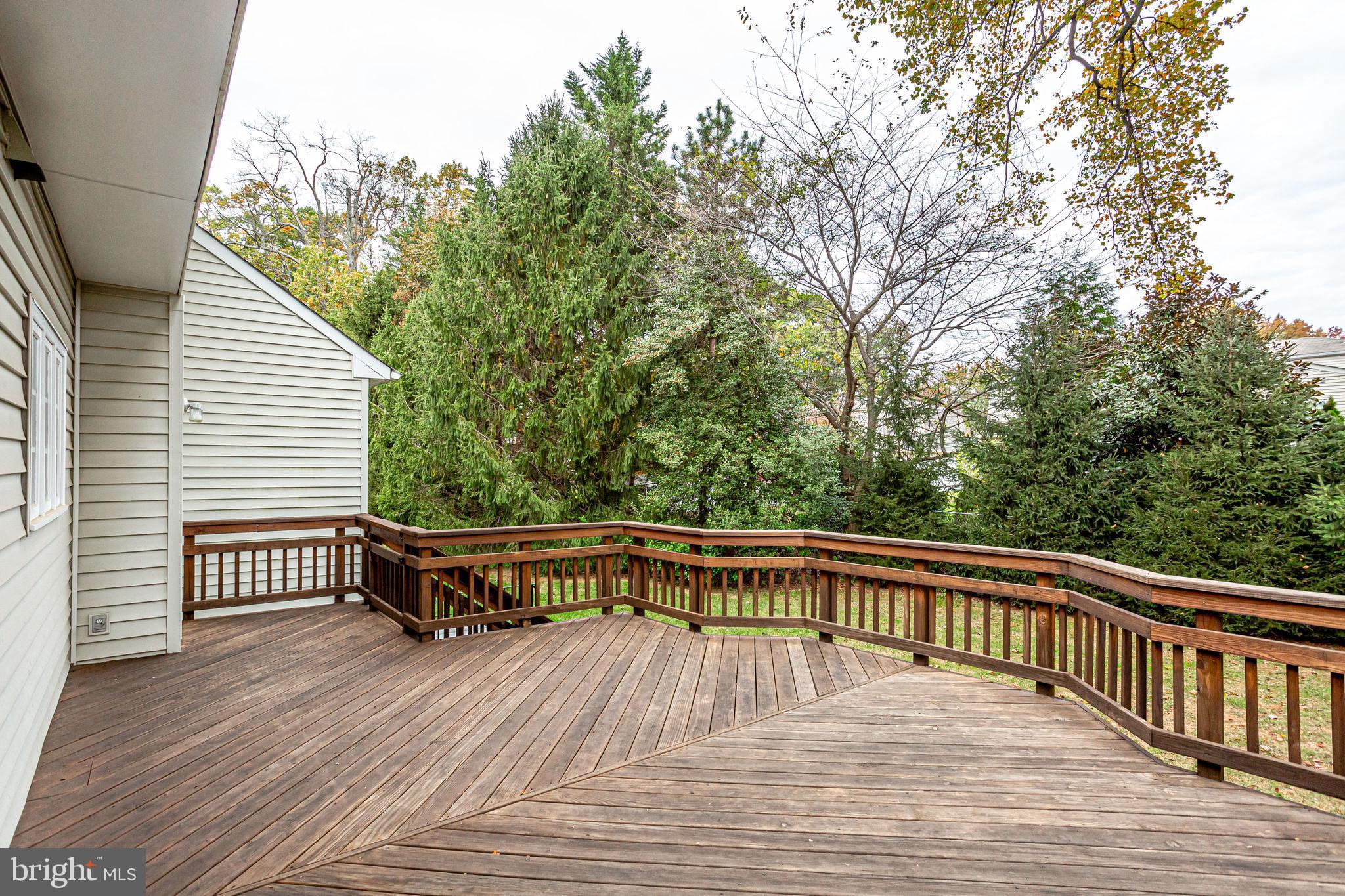 COURTHOUSE COMMONS - Residential