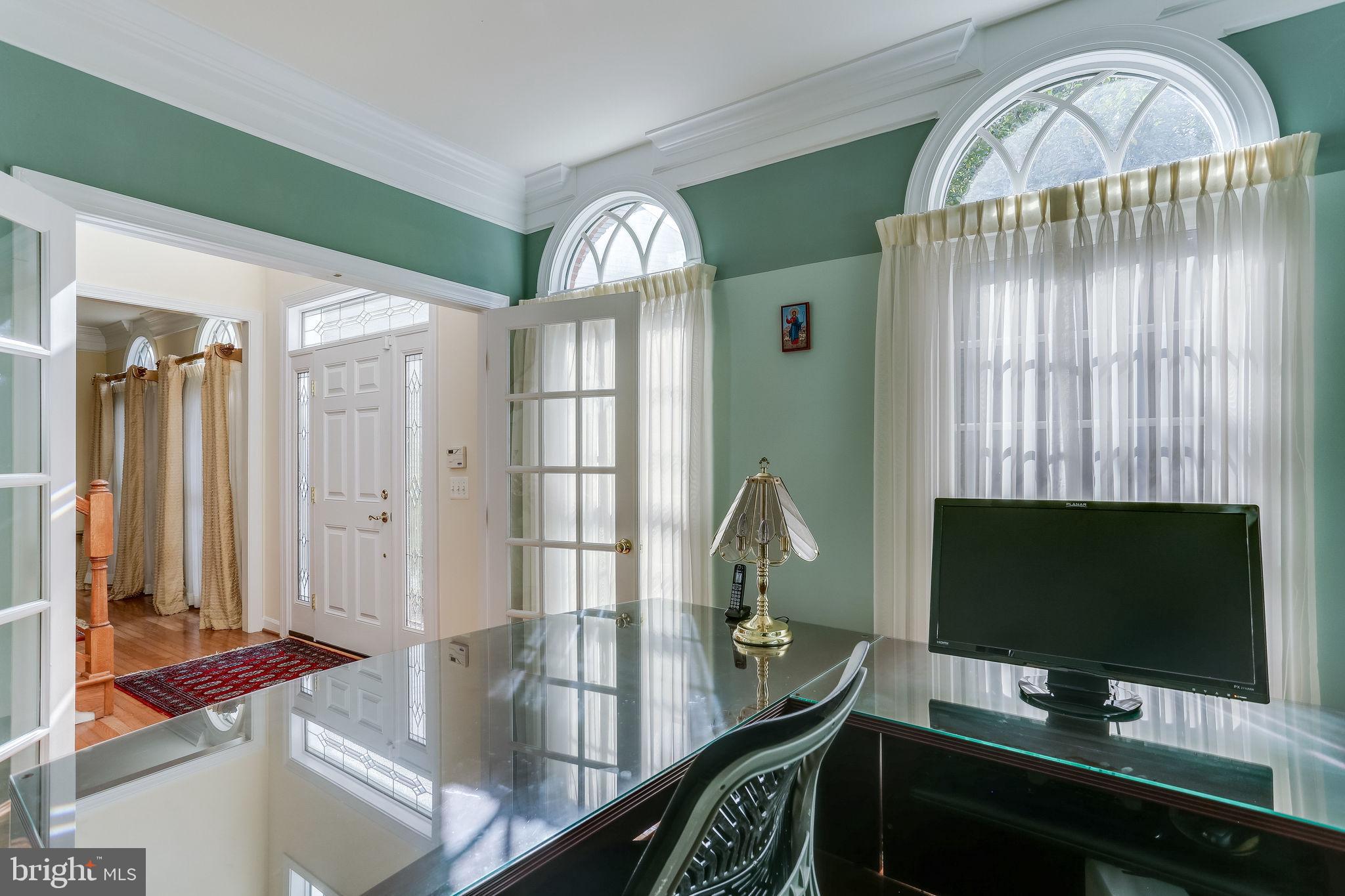 COURTHOUSE COMMONS - Residential