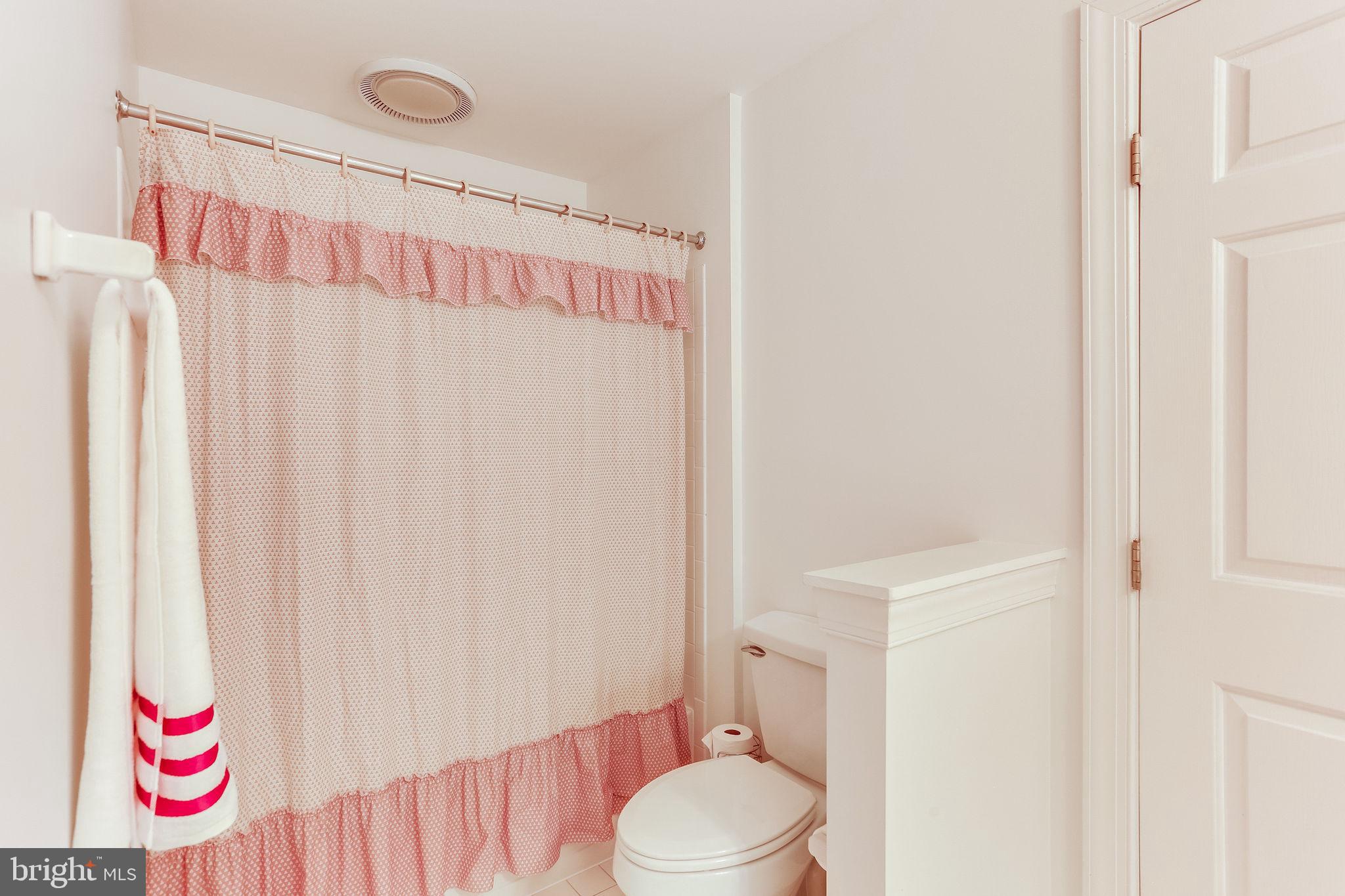 COURTHOUSE COMMONS - Residential