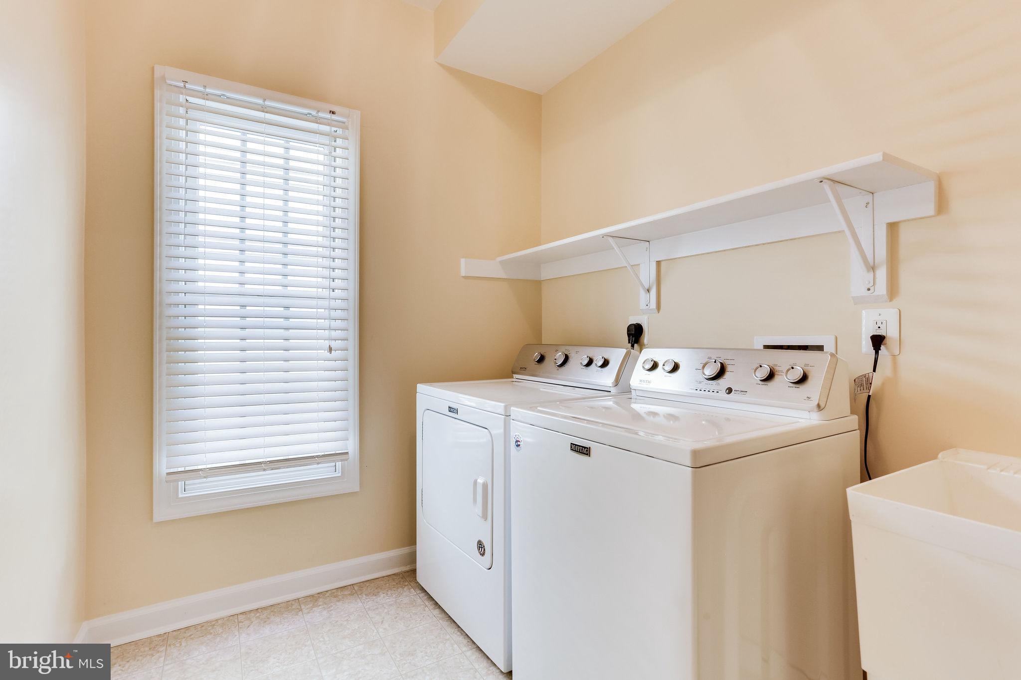 COURTHOUSE COMMONS - Residential