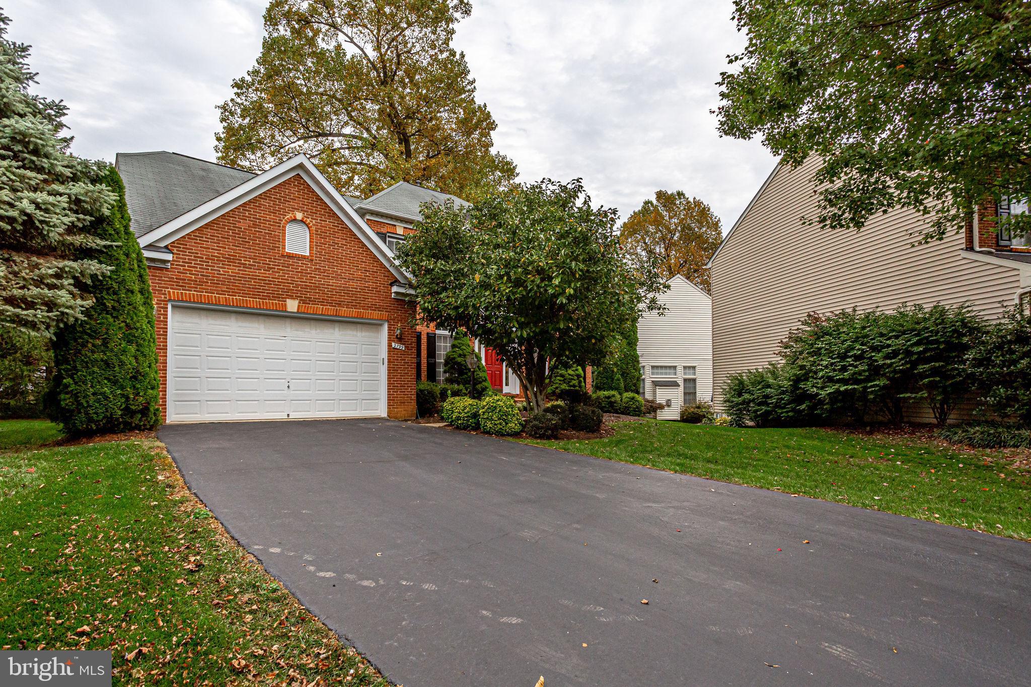 COURTHOUSE COMMONS - Residential