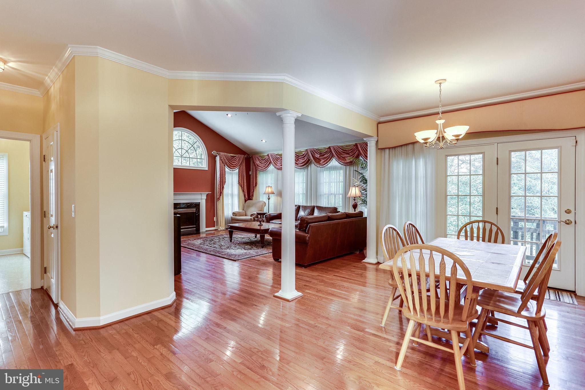 COURTHOUSE COMMONS - Residential