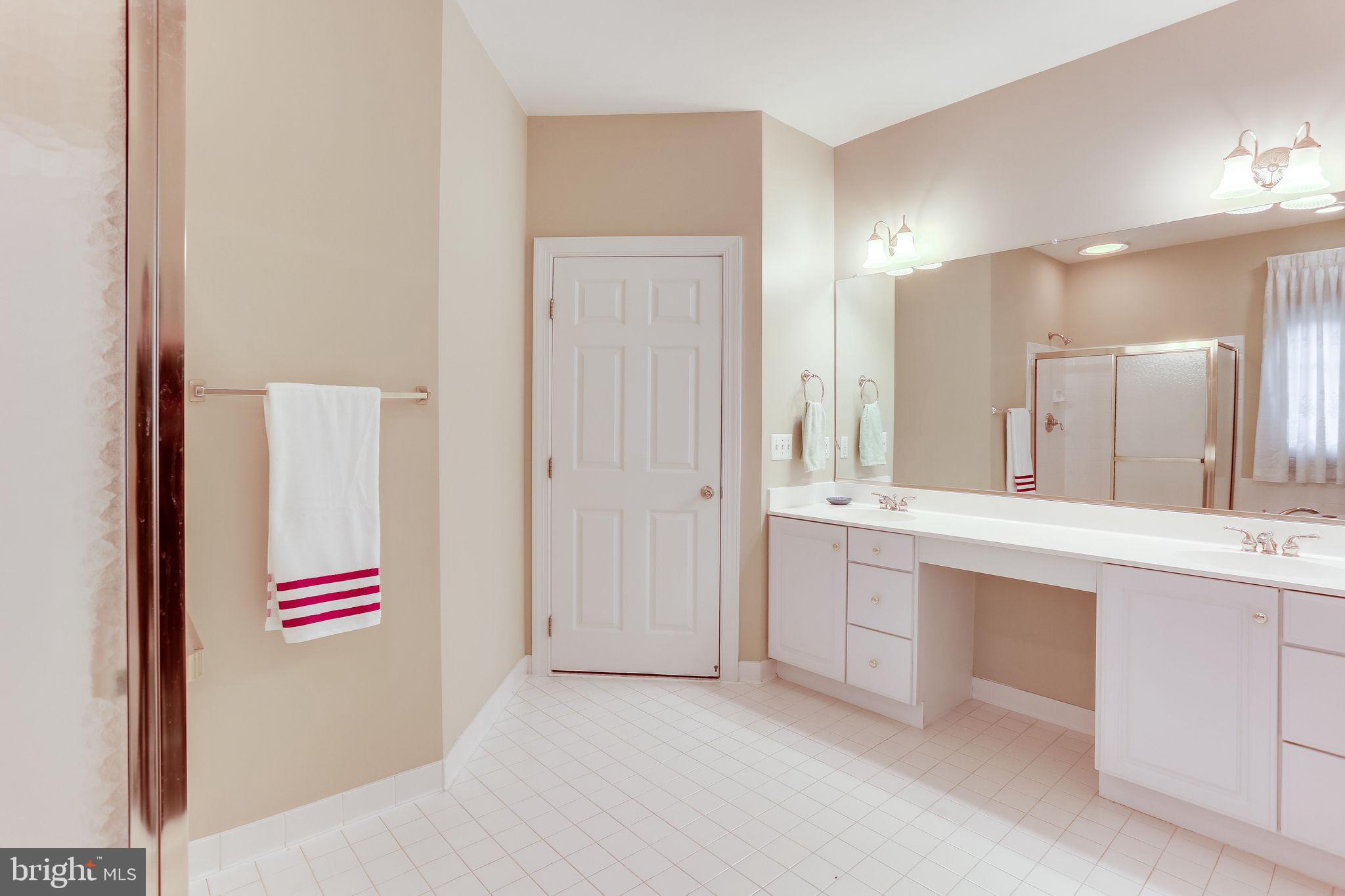 COURTHOUSE COMMONS - Residential