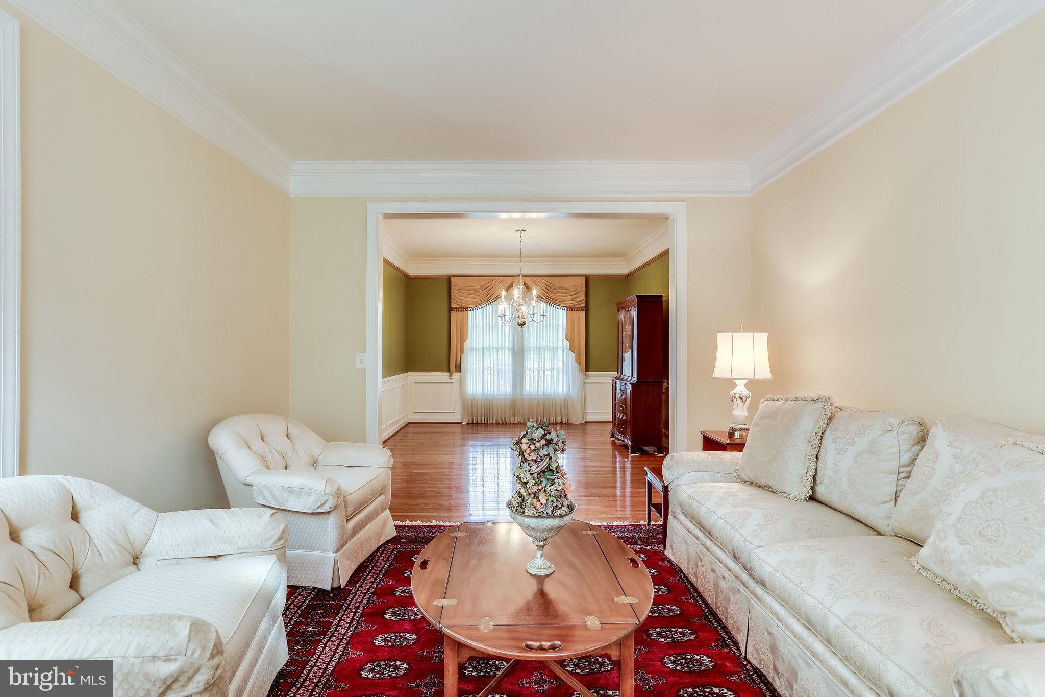 COURTHOUSE COMMONS - Residential