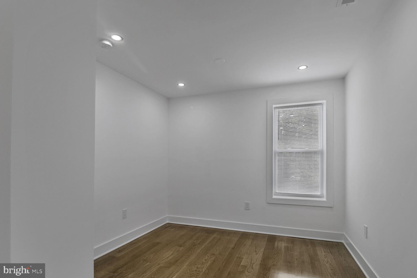 OLIVER - Residential