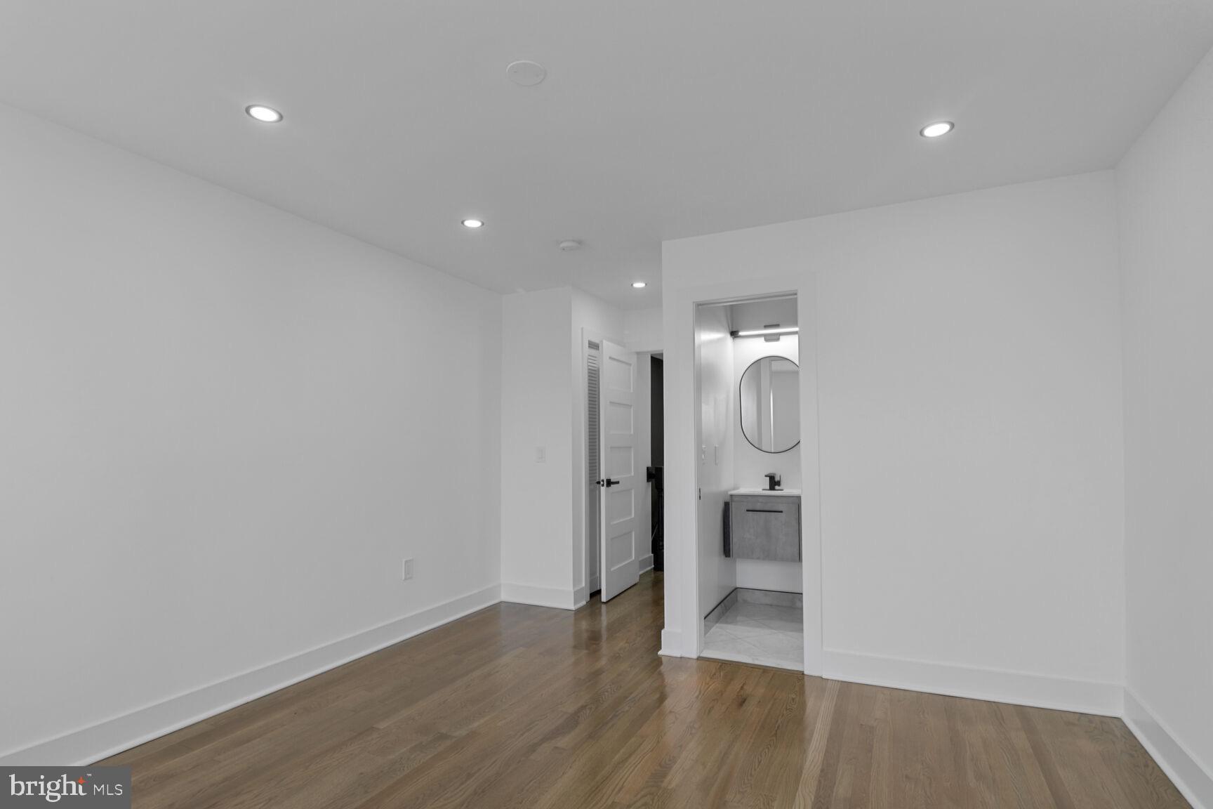 OLIVER - Residential