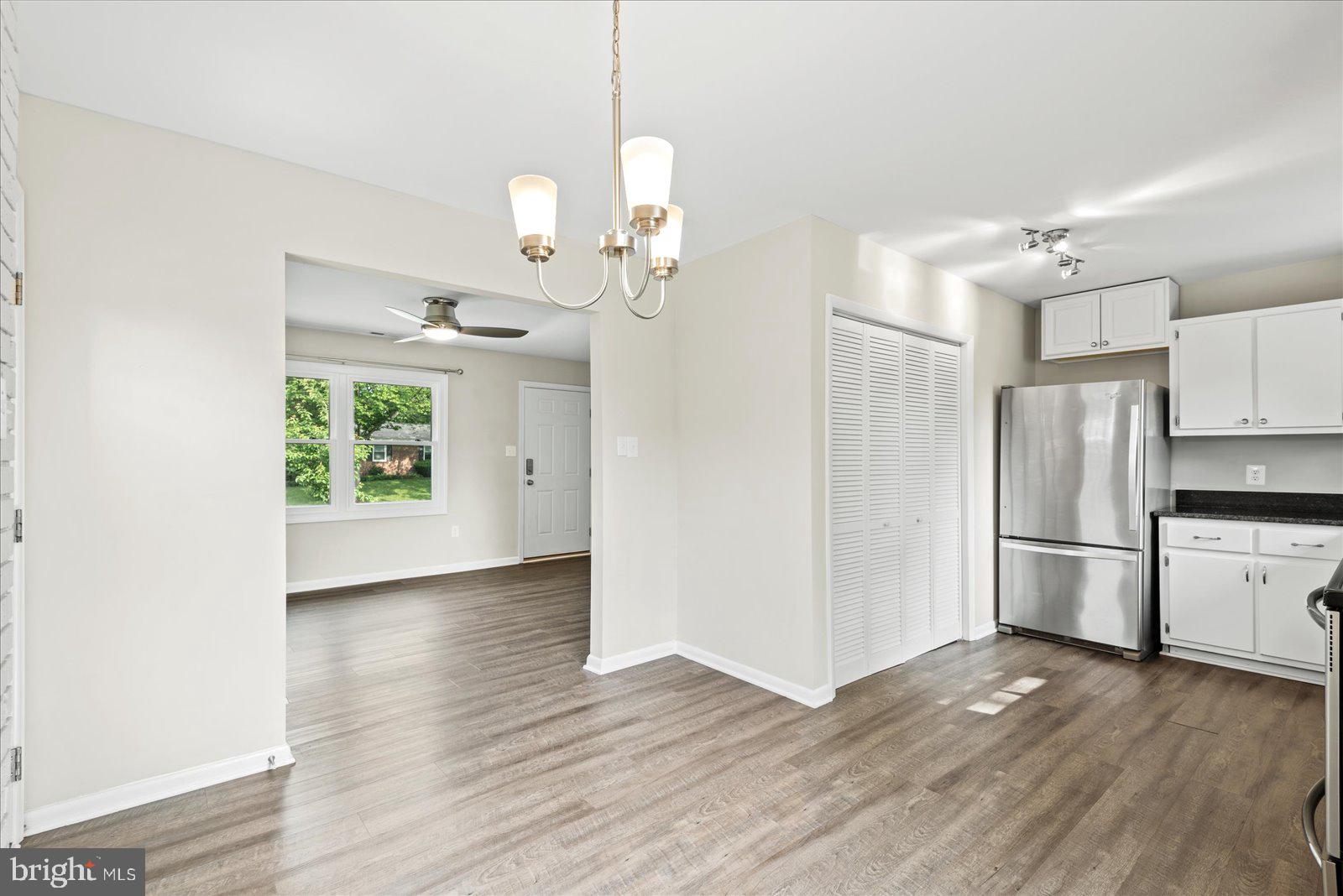 OAKRIDGE / COUNTRY RIDGE - Residential Lease