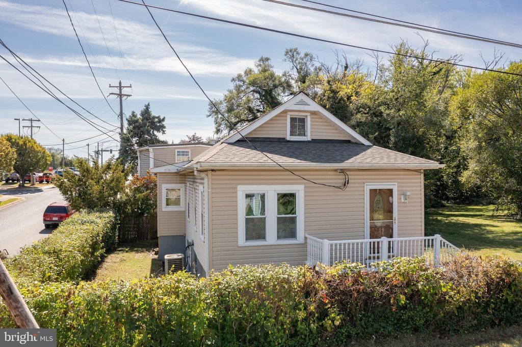 Photo of 1125 Conway Street, WINCHESTER, VA 22601 (MLS # VAWI2009200)