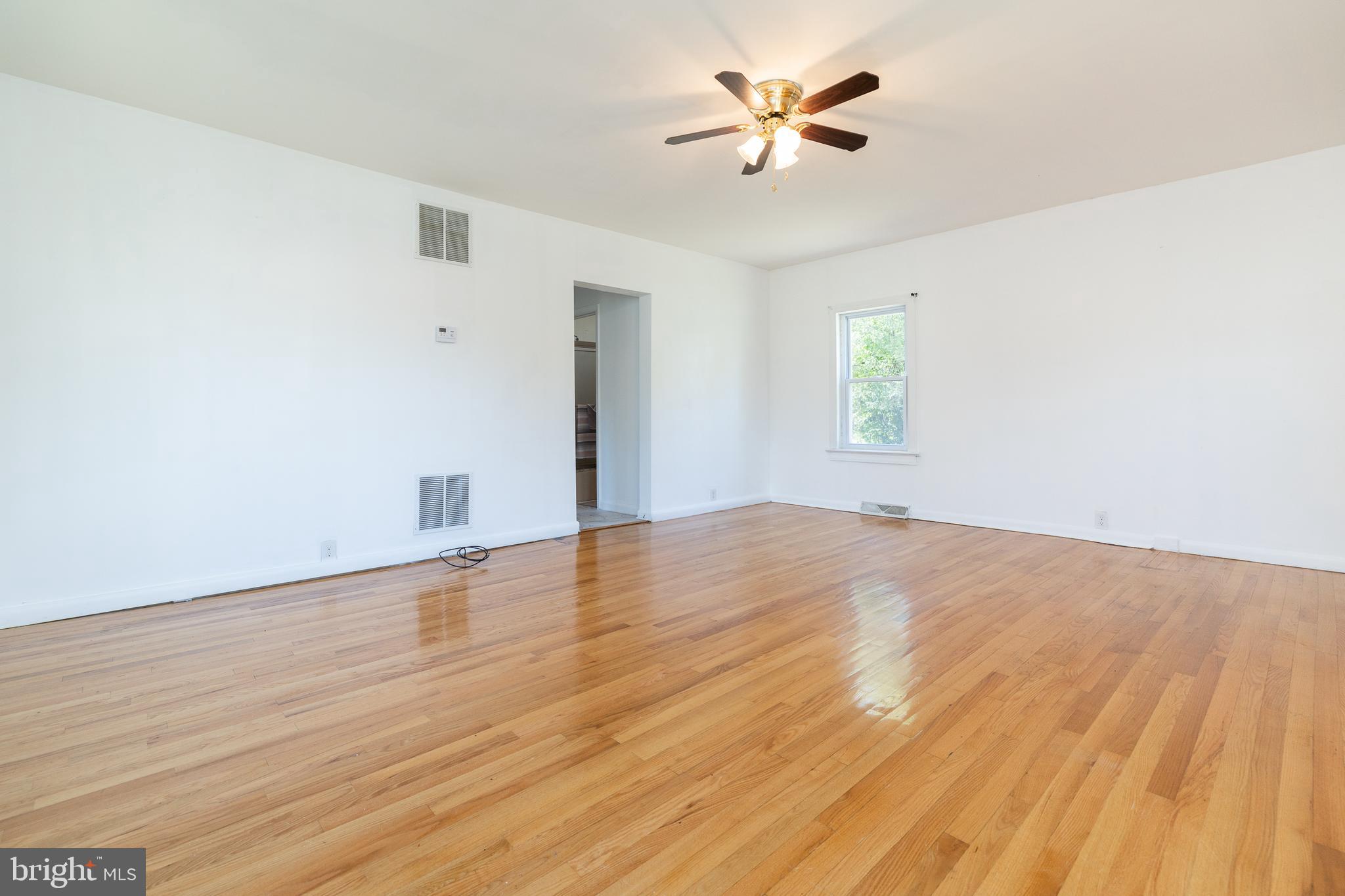 SHANNON HILL - Residential