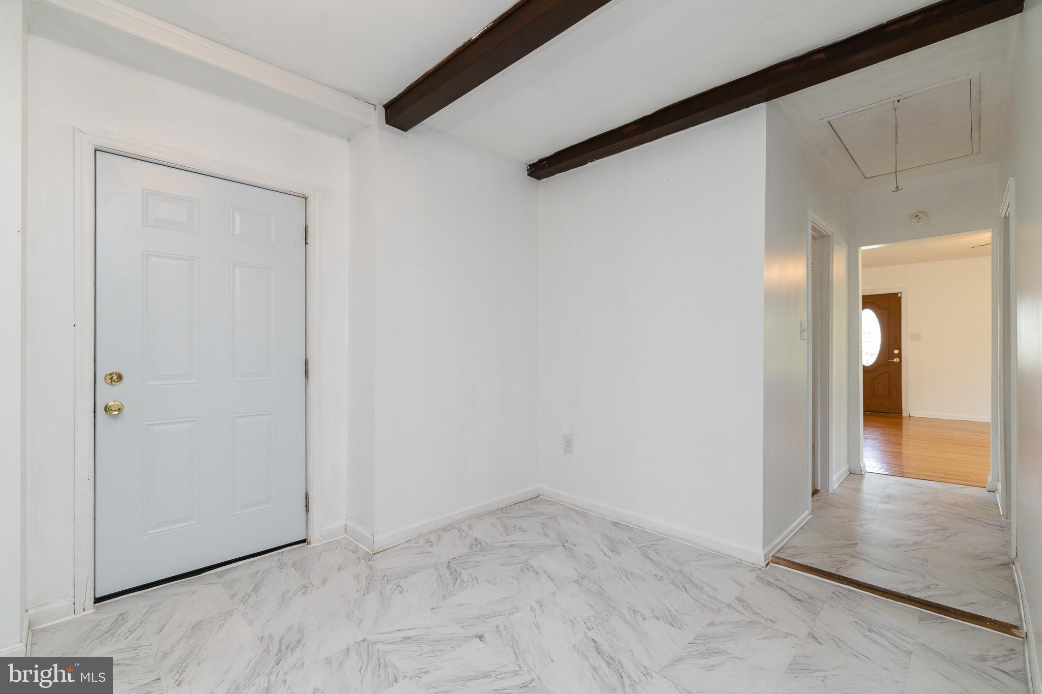 SHANNON HILL - Residential