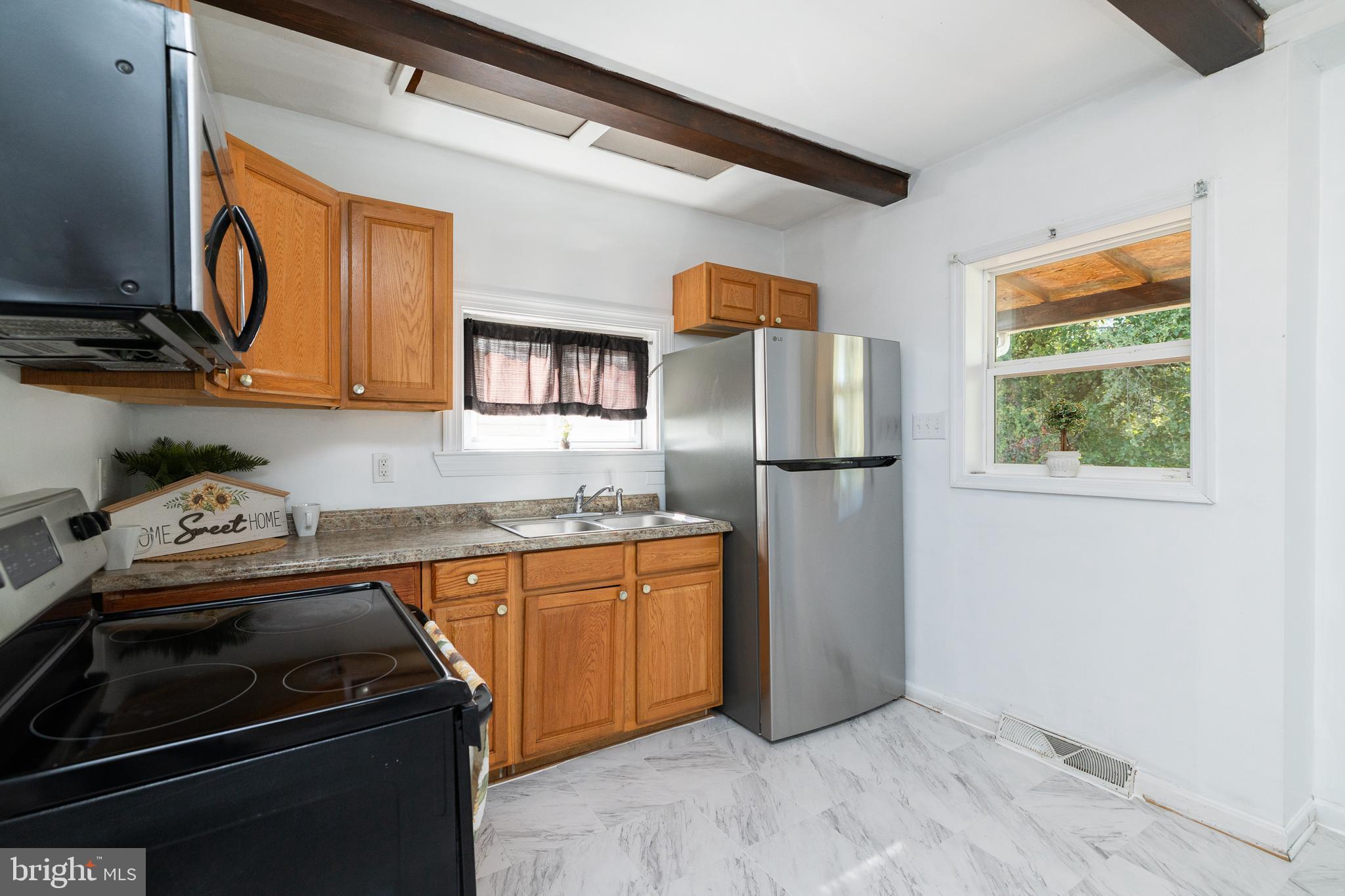 SHANNON HILL - Residential