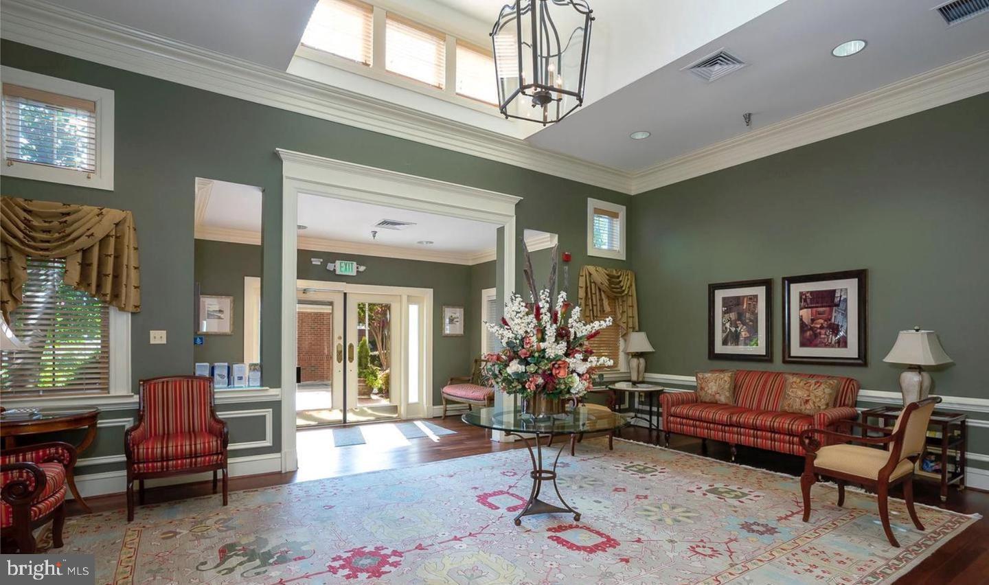 ELLICOTT HILLS - Residential