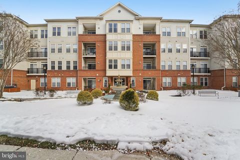 Condo For Sale - 2550 Kensington Gardens #207<br/> Howard County, ELLICOTT CITY, MD 21043