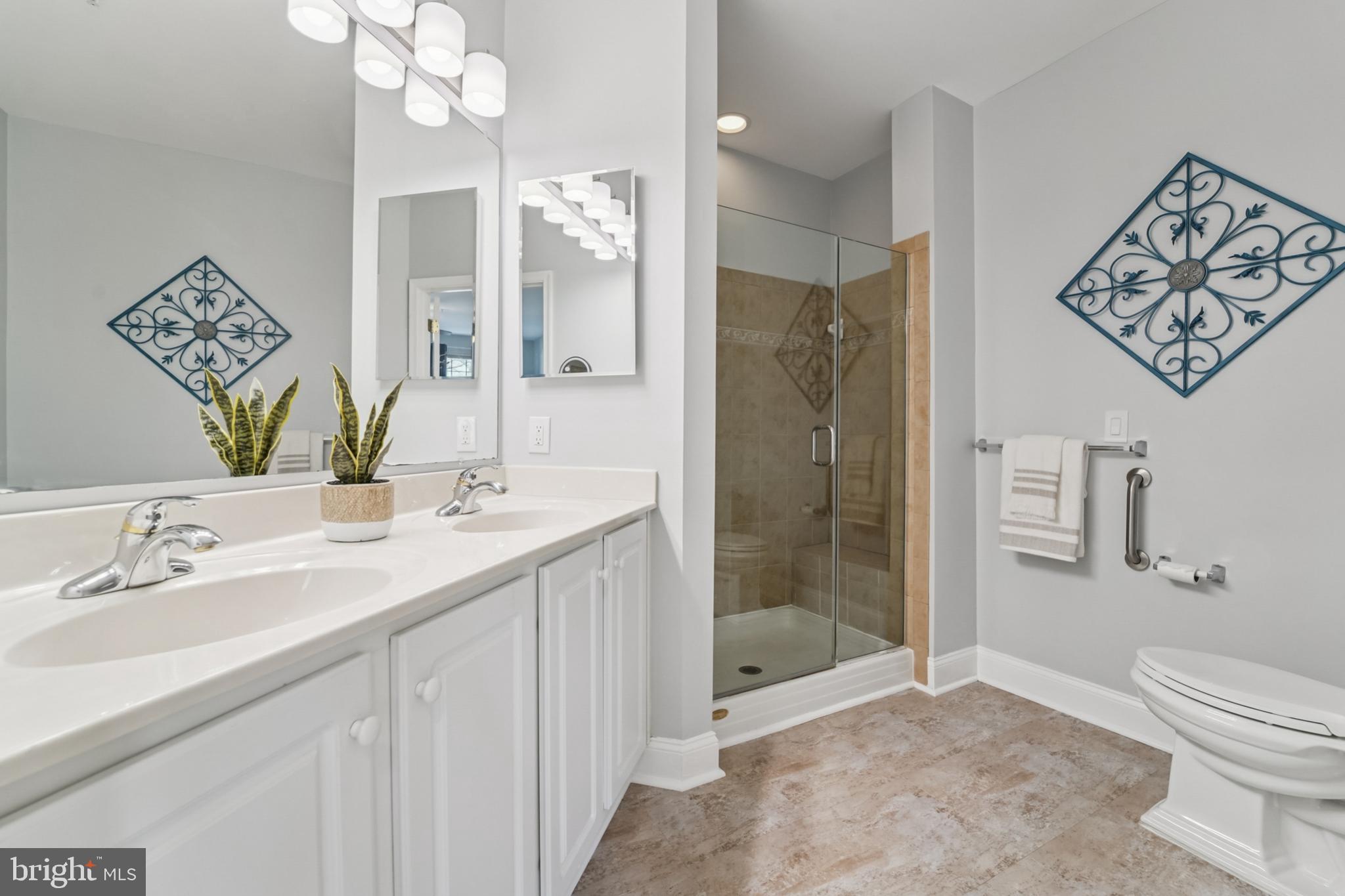 ELLICOTT HILLS - Residential