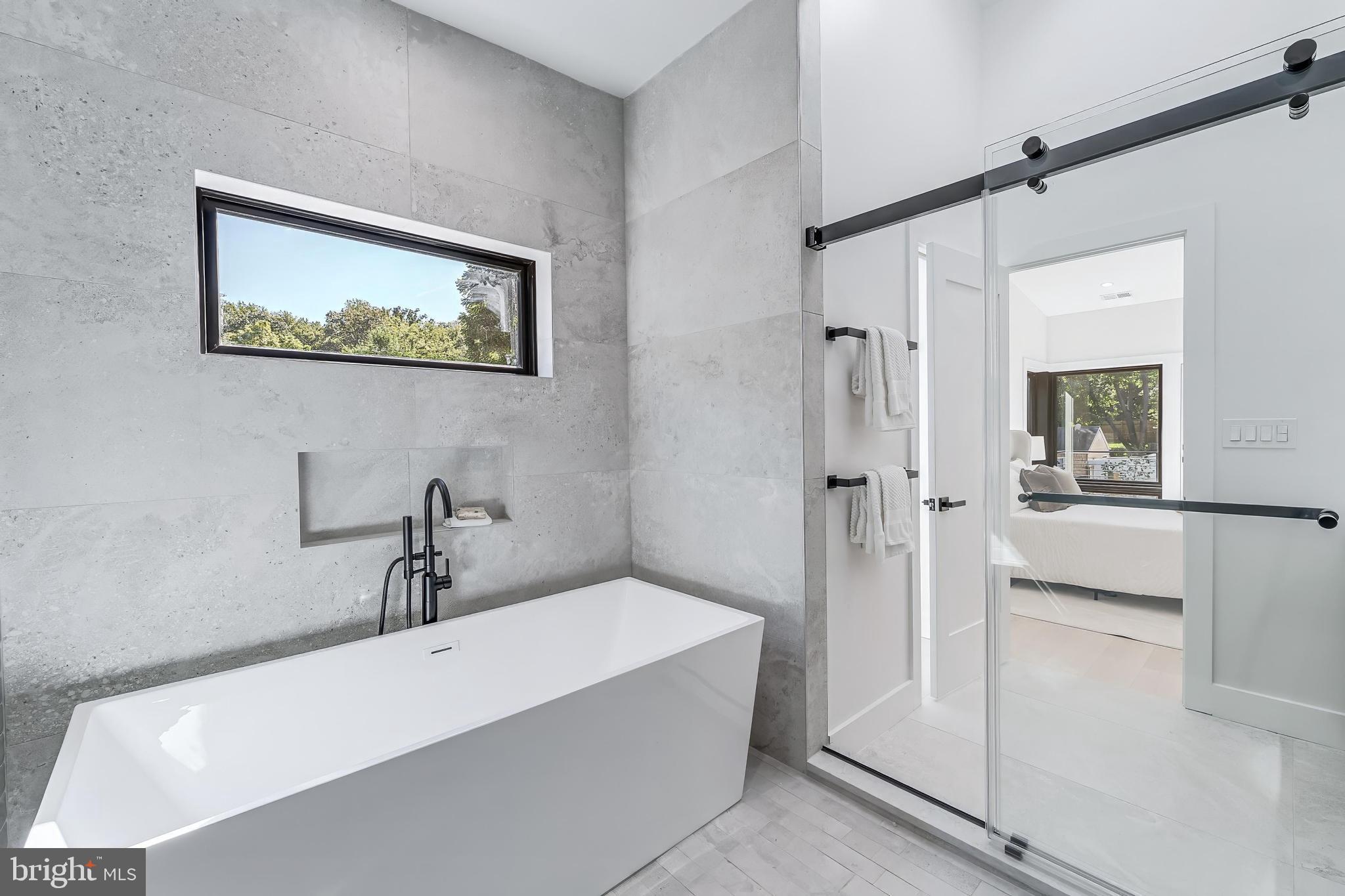 BEL AIR - Residential