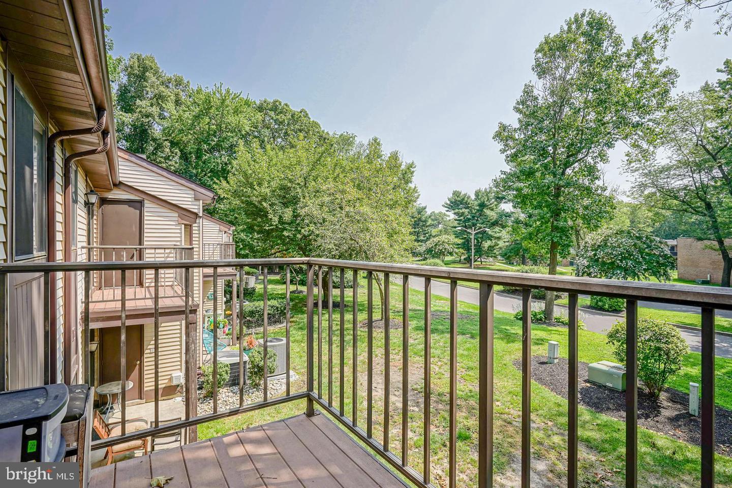 302 KELLY COVE B