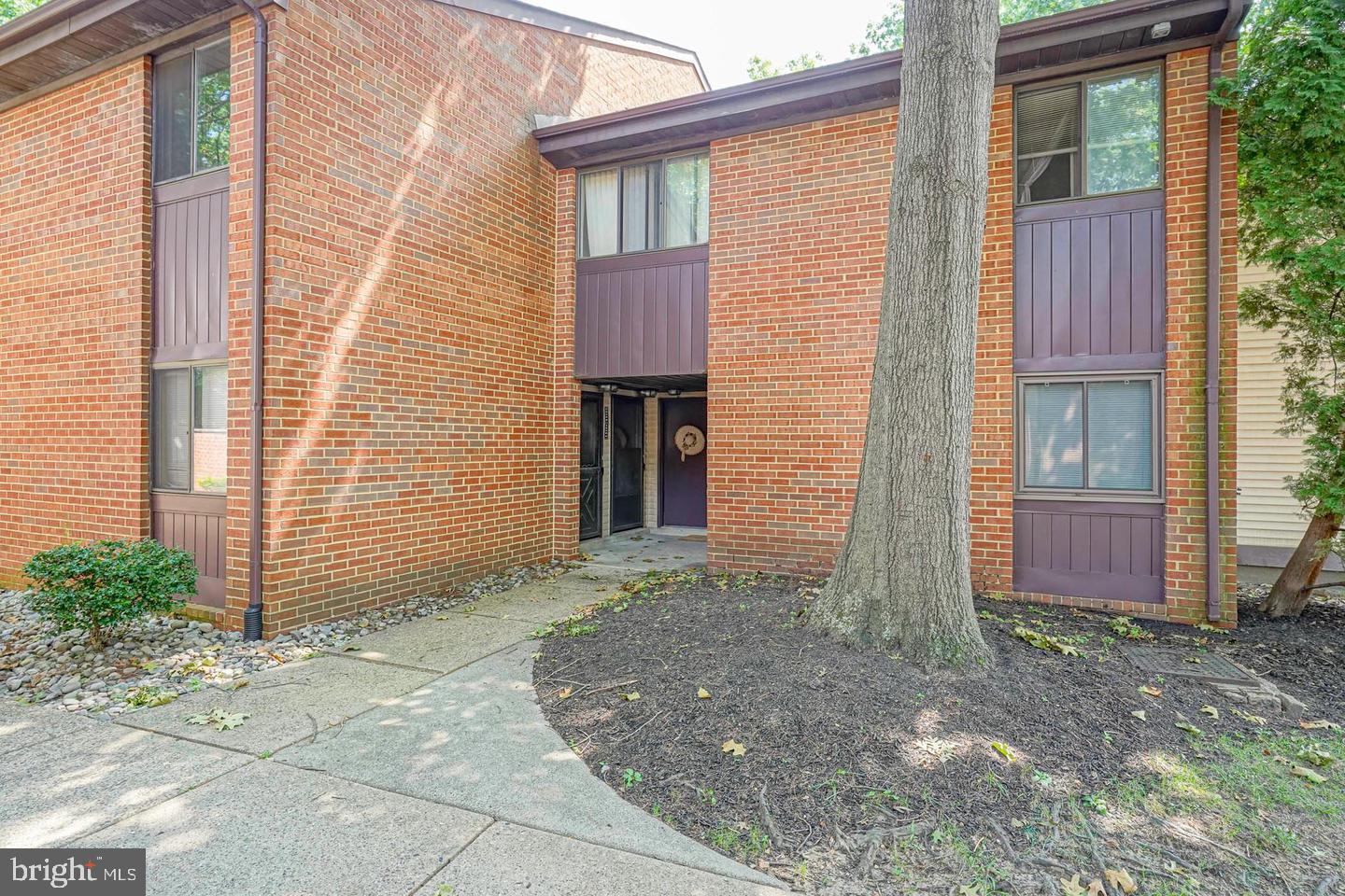 302 KELLY COVE B