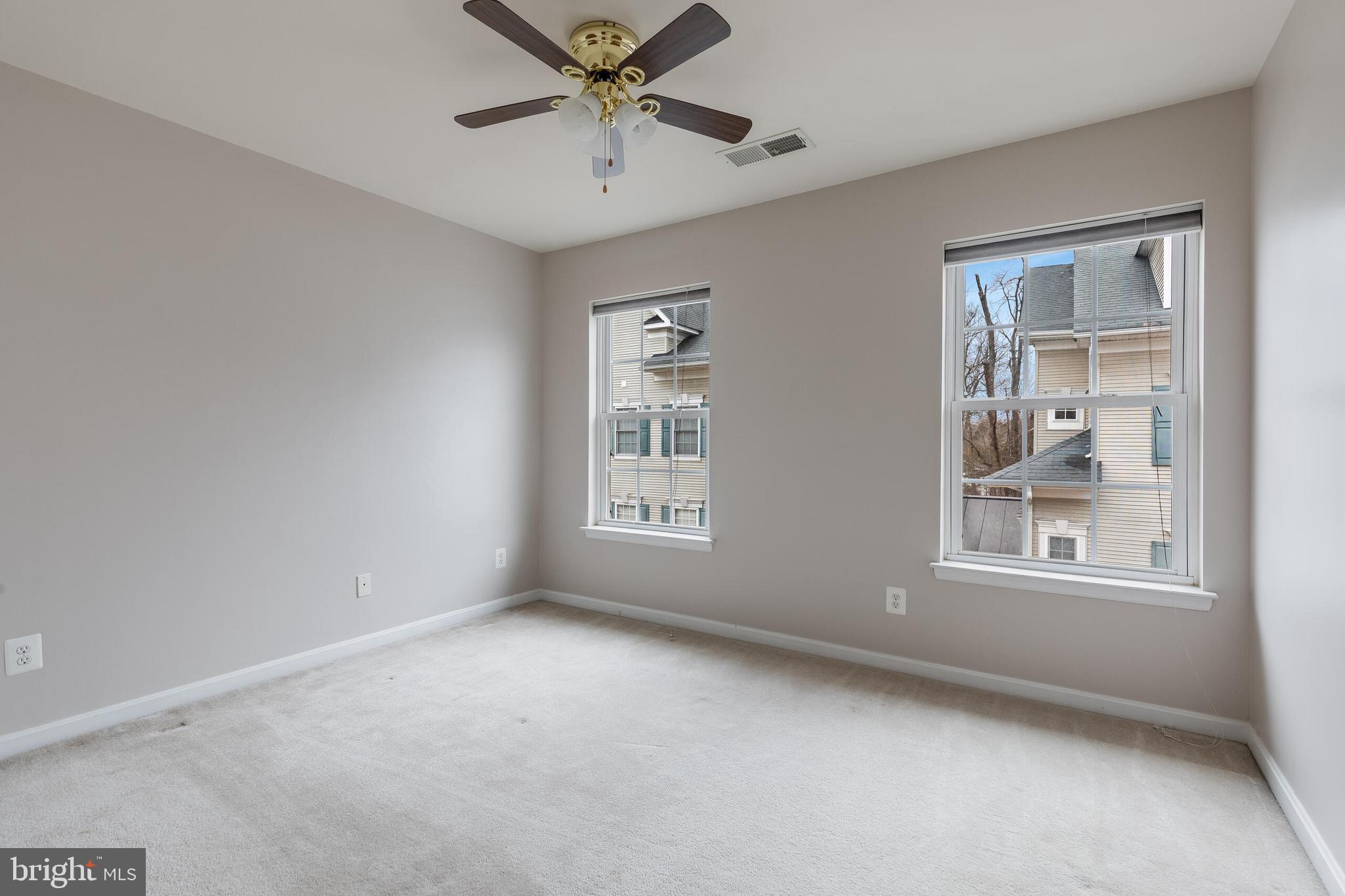 LORTON STATION NORTH CND - Residential