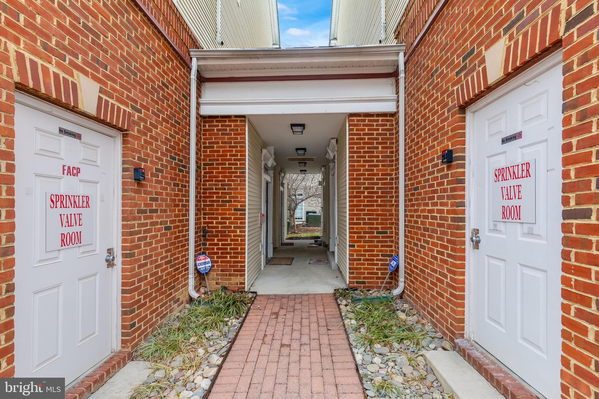 LORTON STATION NORTH CND - Residential