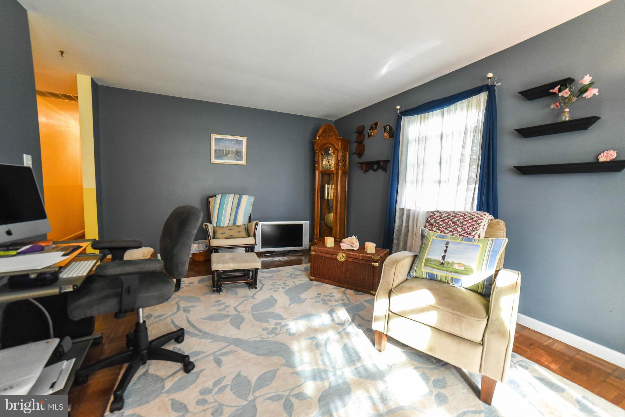 ESPERANZA FARMS - Residential Lease