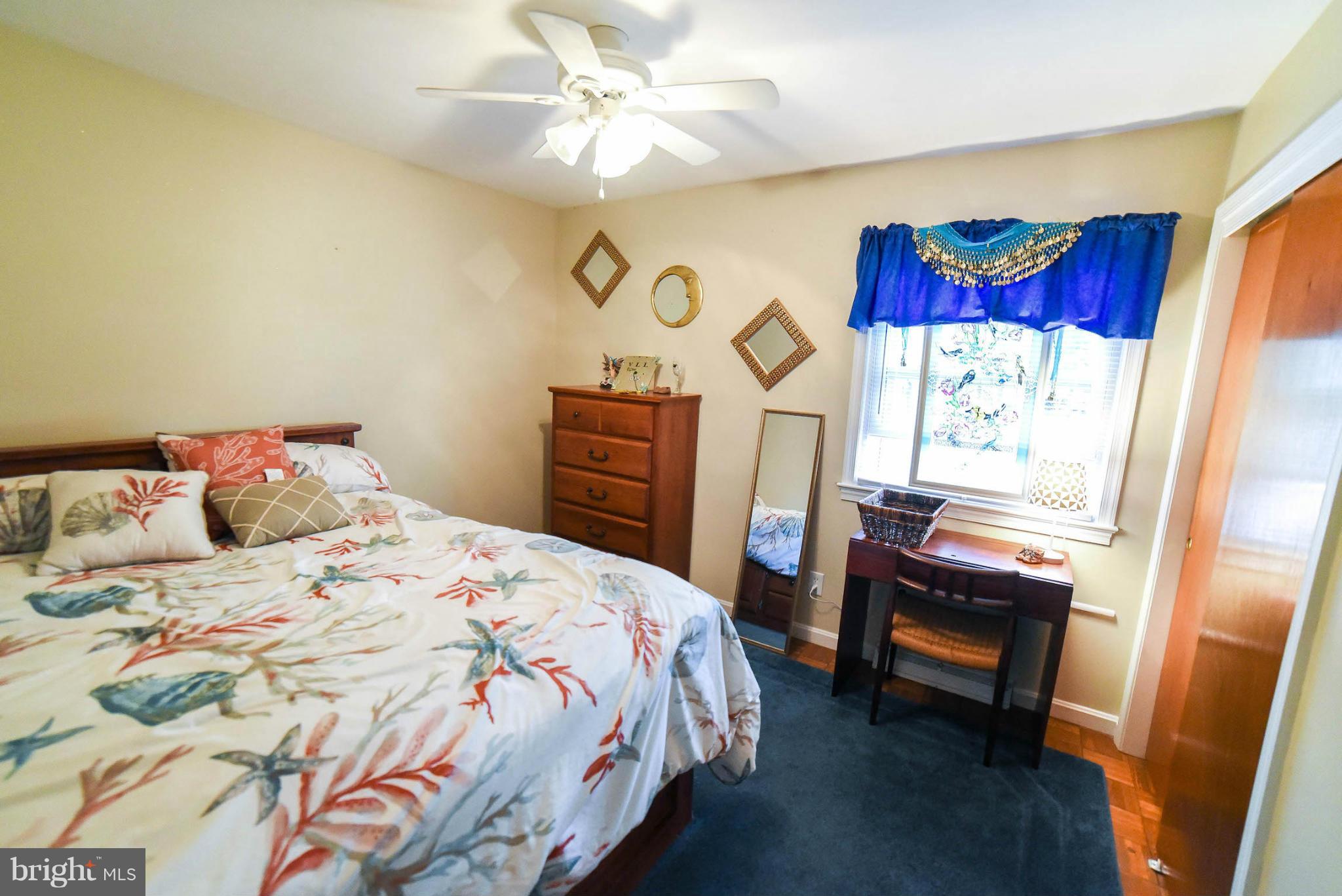 ESPERANZA FARMS - Residential Lease