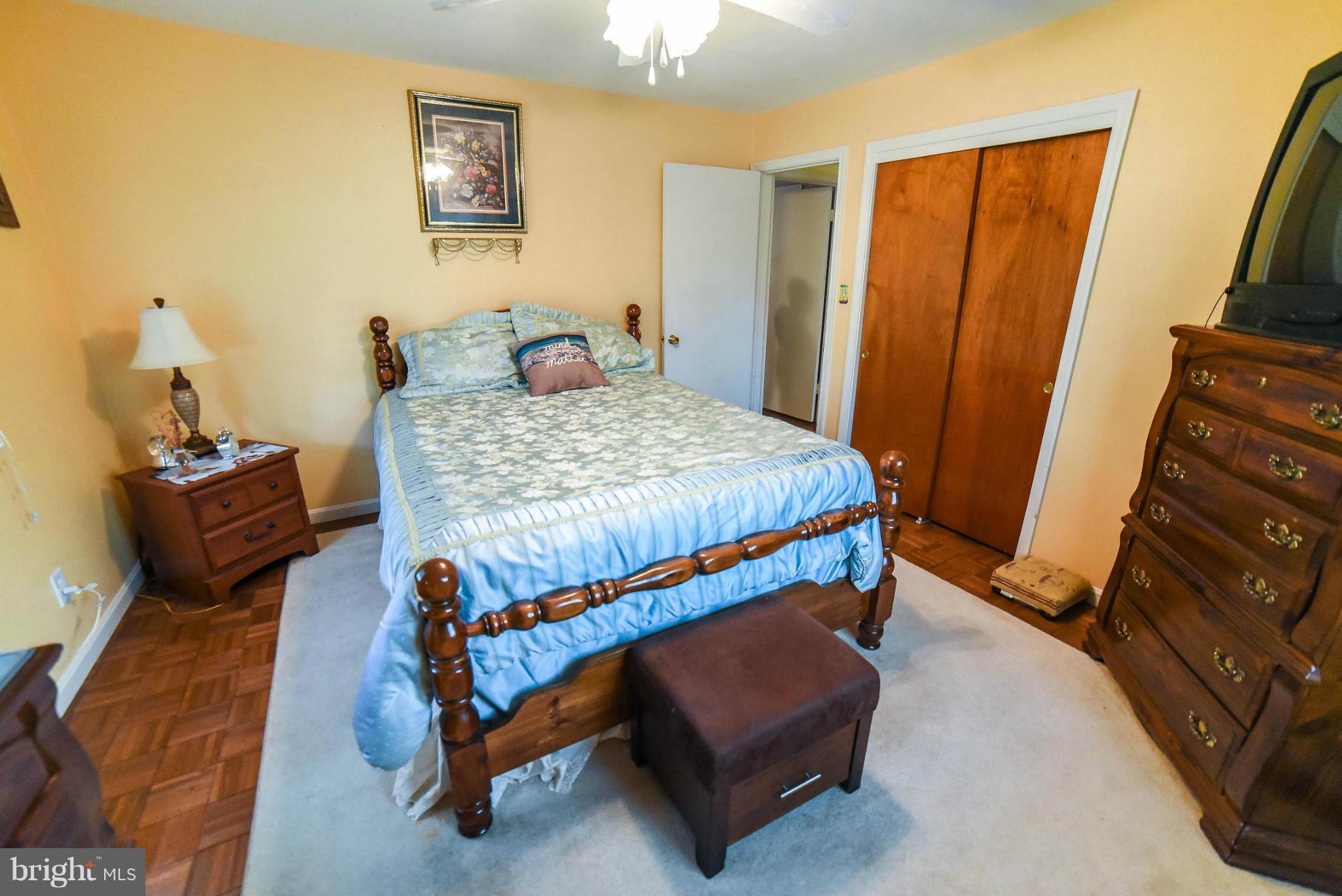 ESPERANZA FARMS - Residential Lease