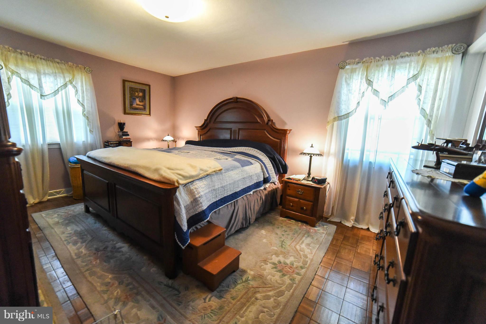 ESPERANZA FARMS - Residential Lease