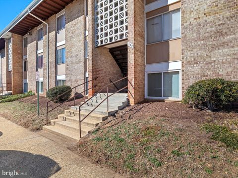 534 WILSON BRIDGE DRIVE 6735 A-2 OXON HILL MD 20745
