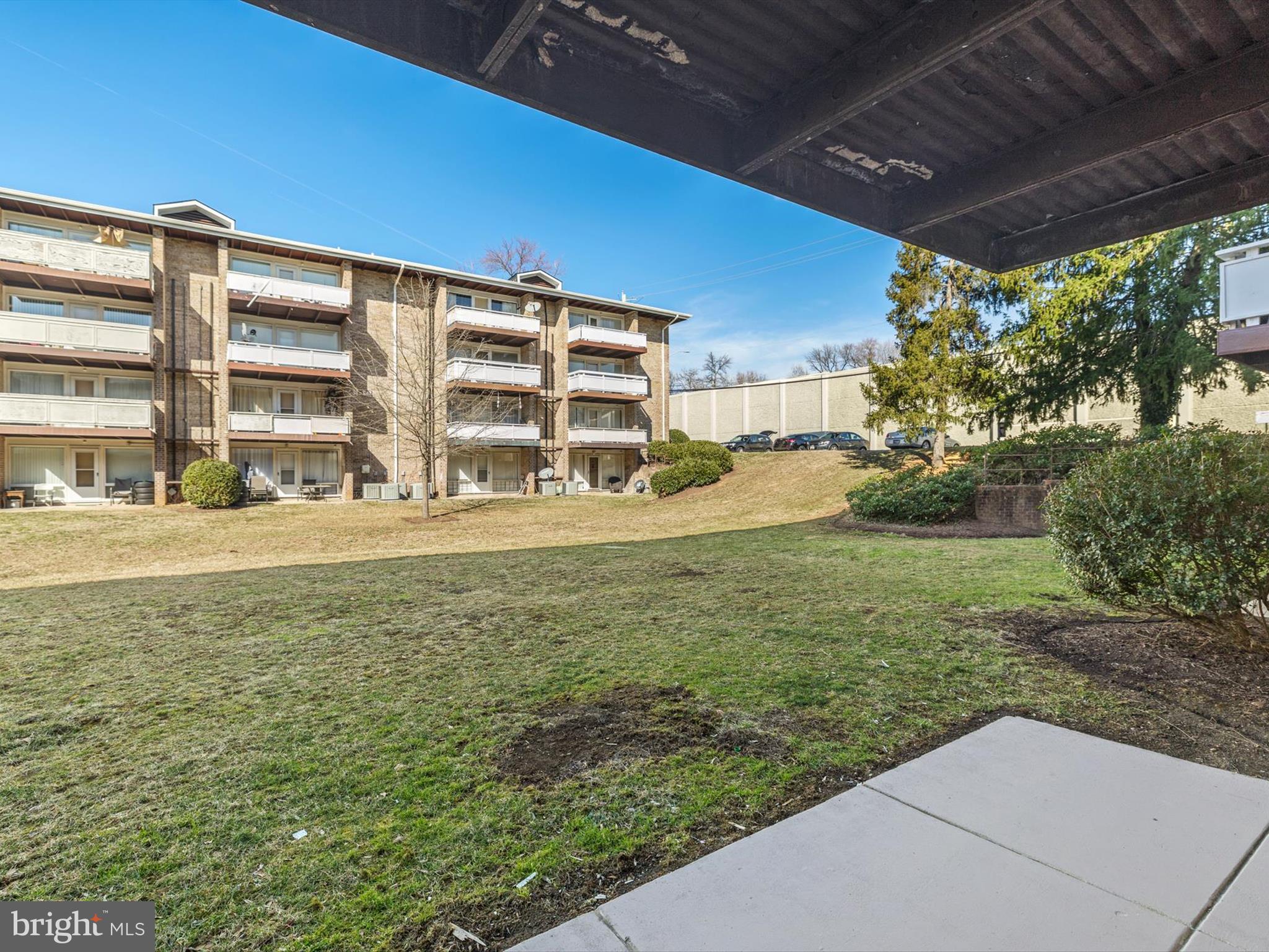 WILSON BRIDGE CONDOS - Residential