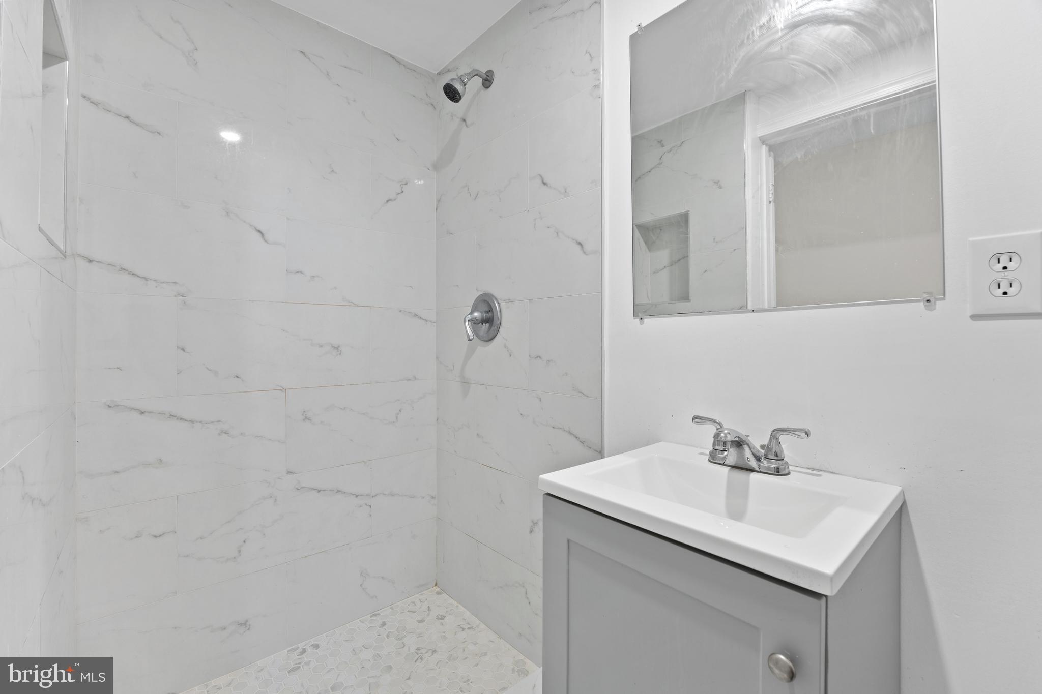 BRANDERMILL - Residential Lease