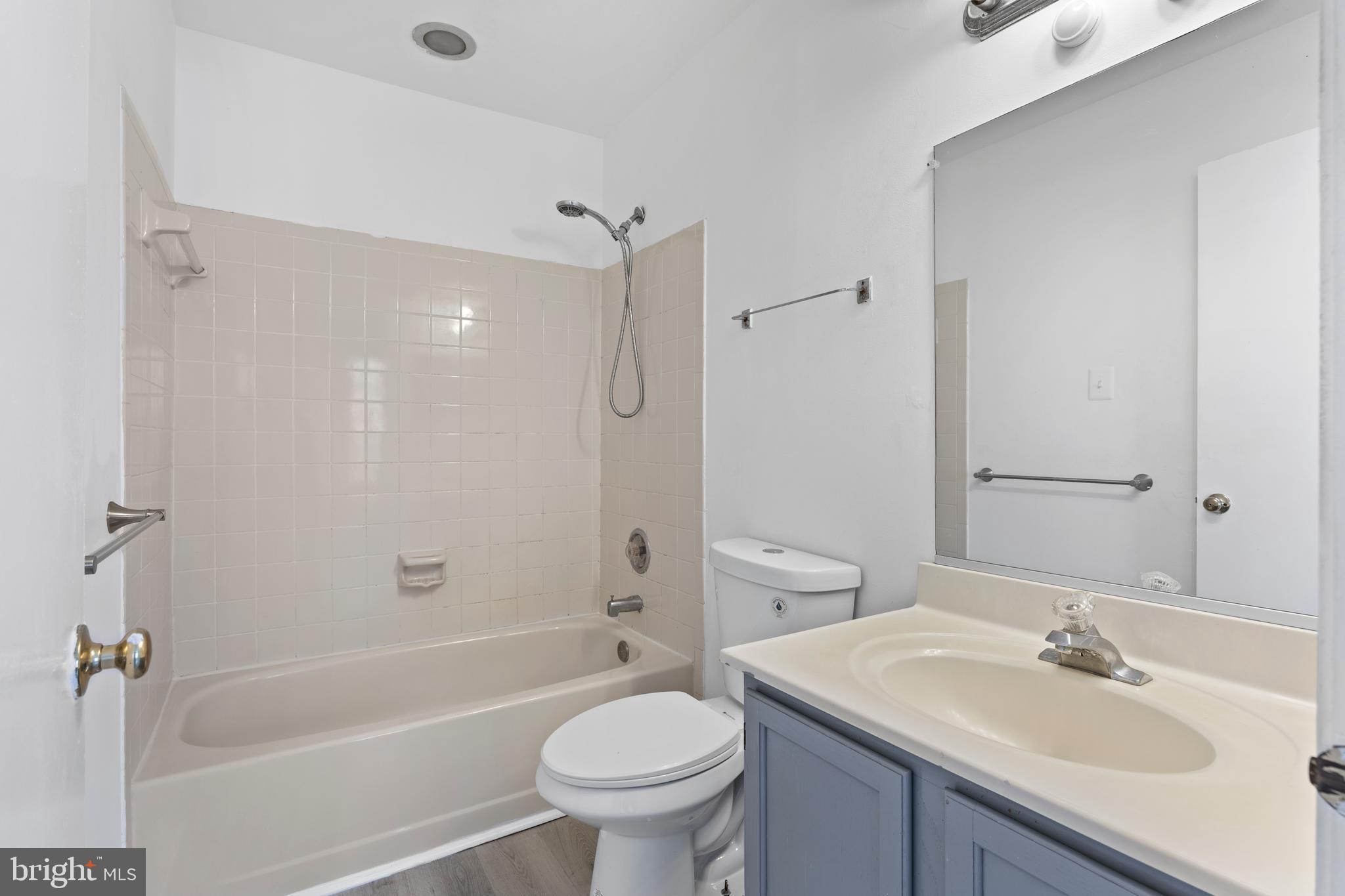 BRANDERMILL - Residential Lease