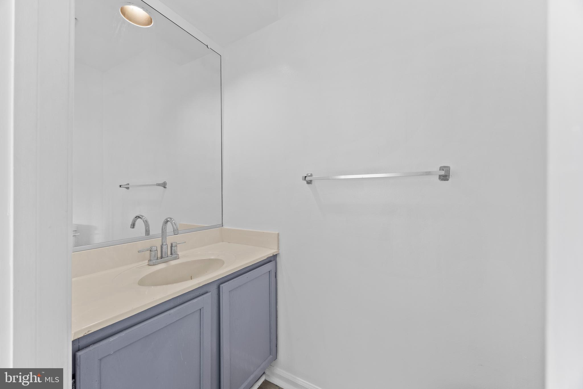 BRANDERMILL - Residential Lease