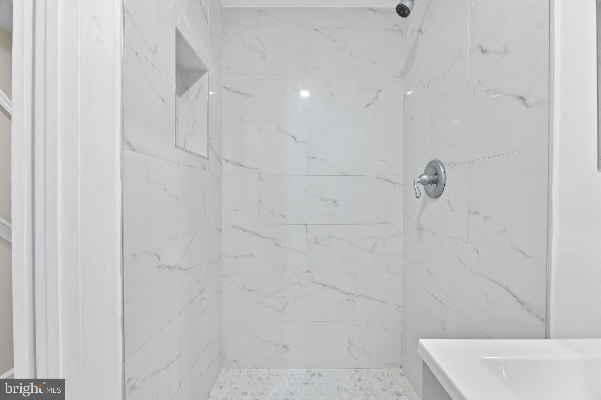 BRANDERMILL - Residential Lease