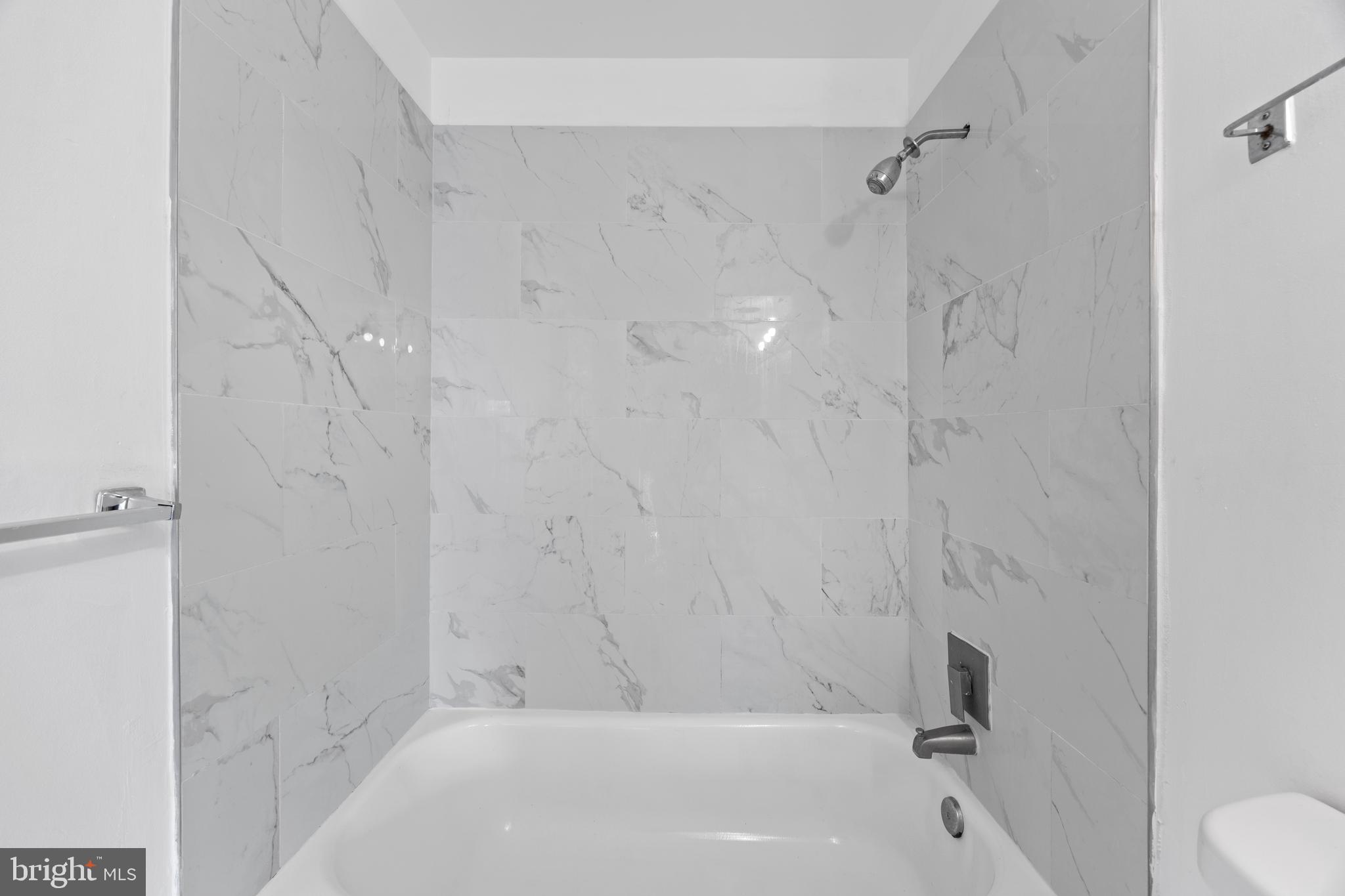 BRANDERMILL - Residential Lease