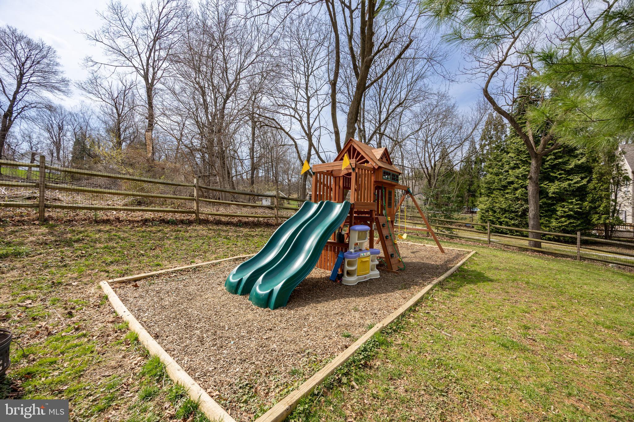 PICKERING SPRING F - Residential