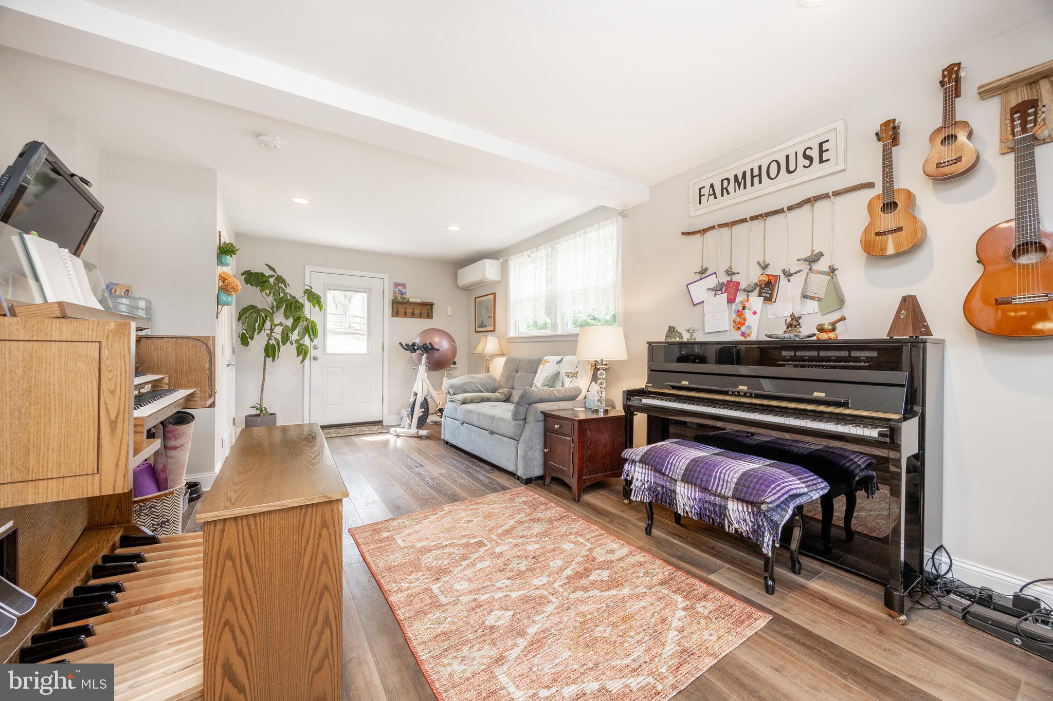 PICKERING SPRING F - Residential