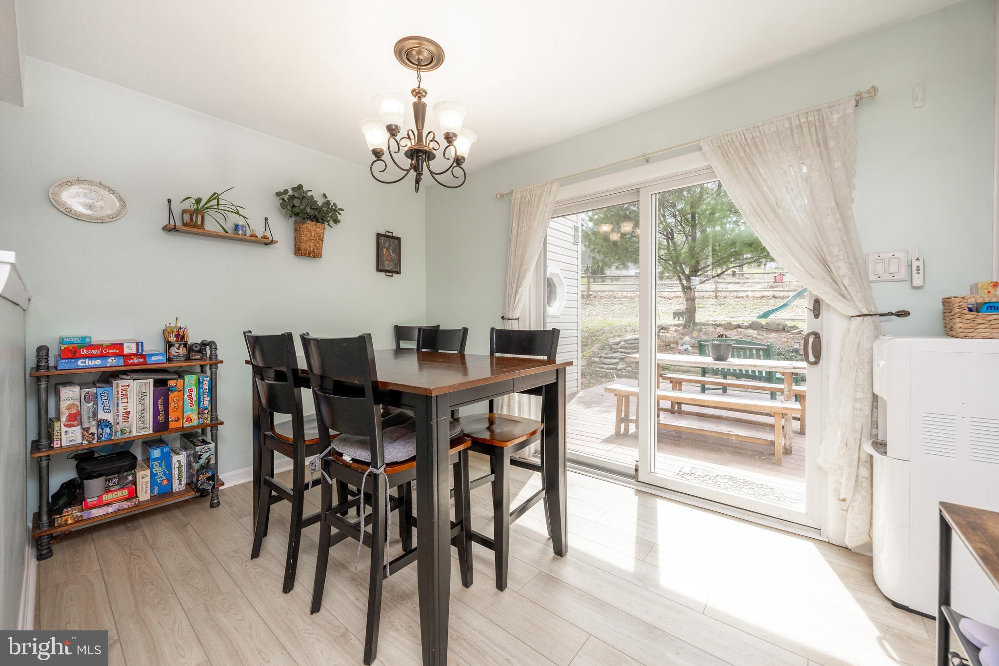 PICKERING SPRING F - Residential