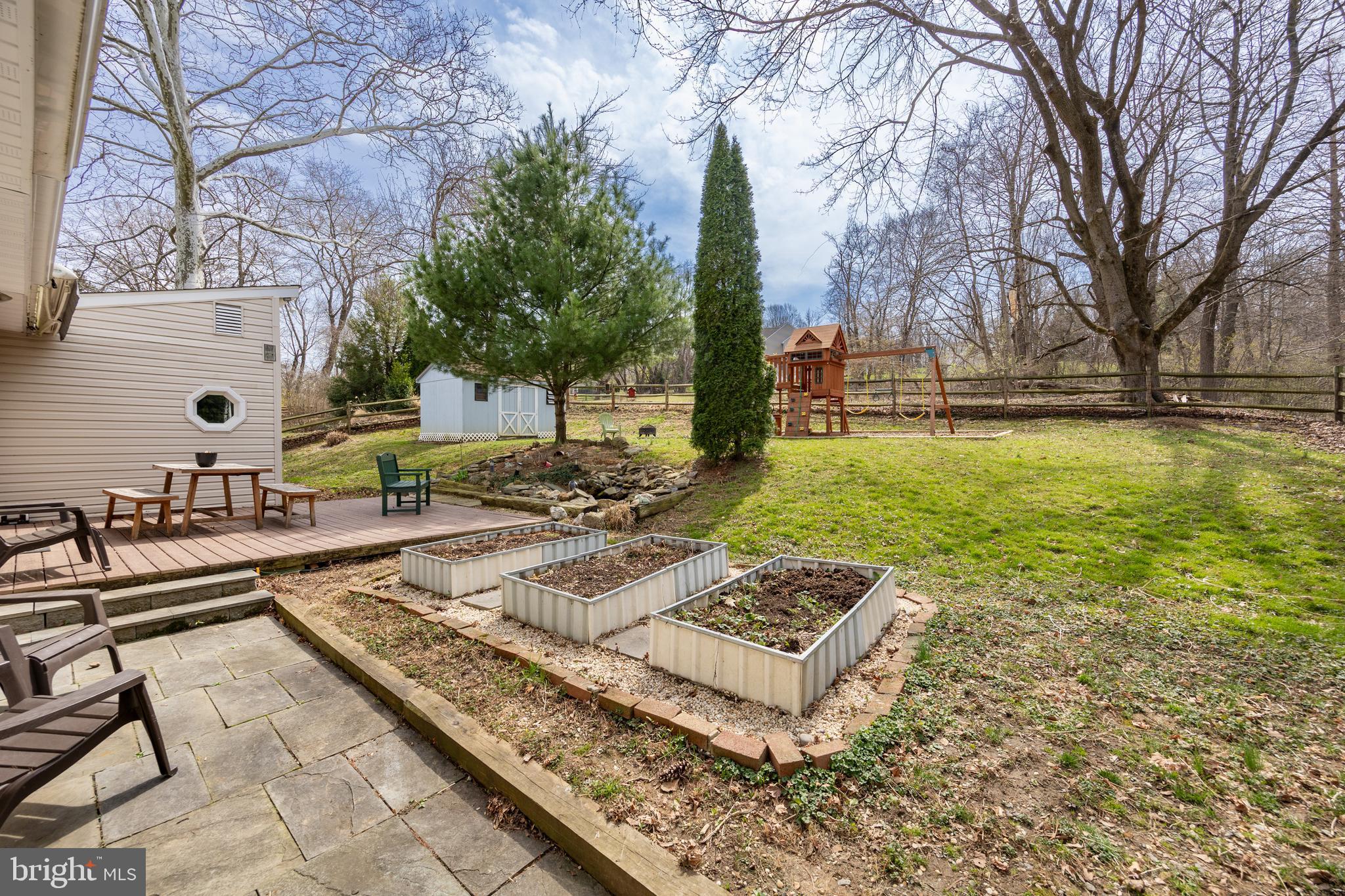 PICKERING SPRING F - Residential