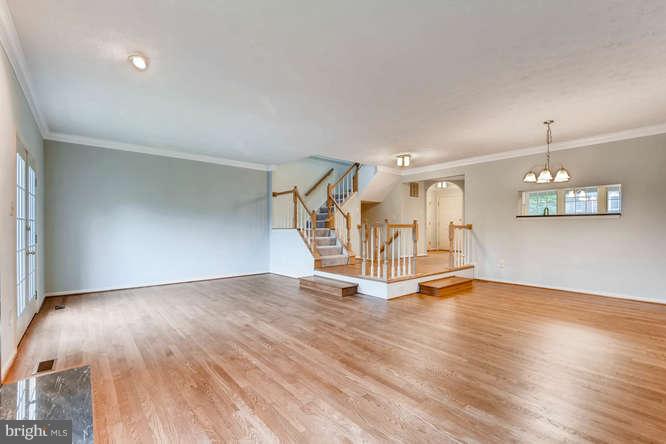 GREENSPRING EAST - Residential