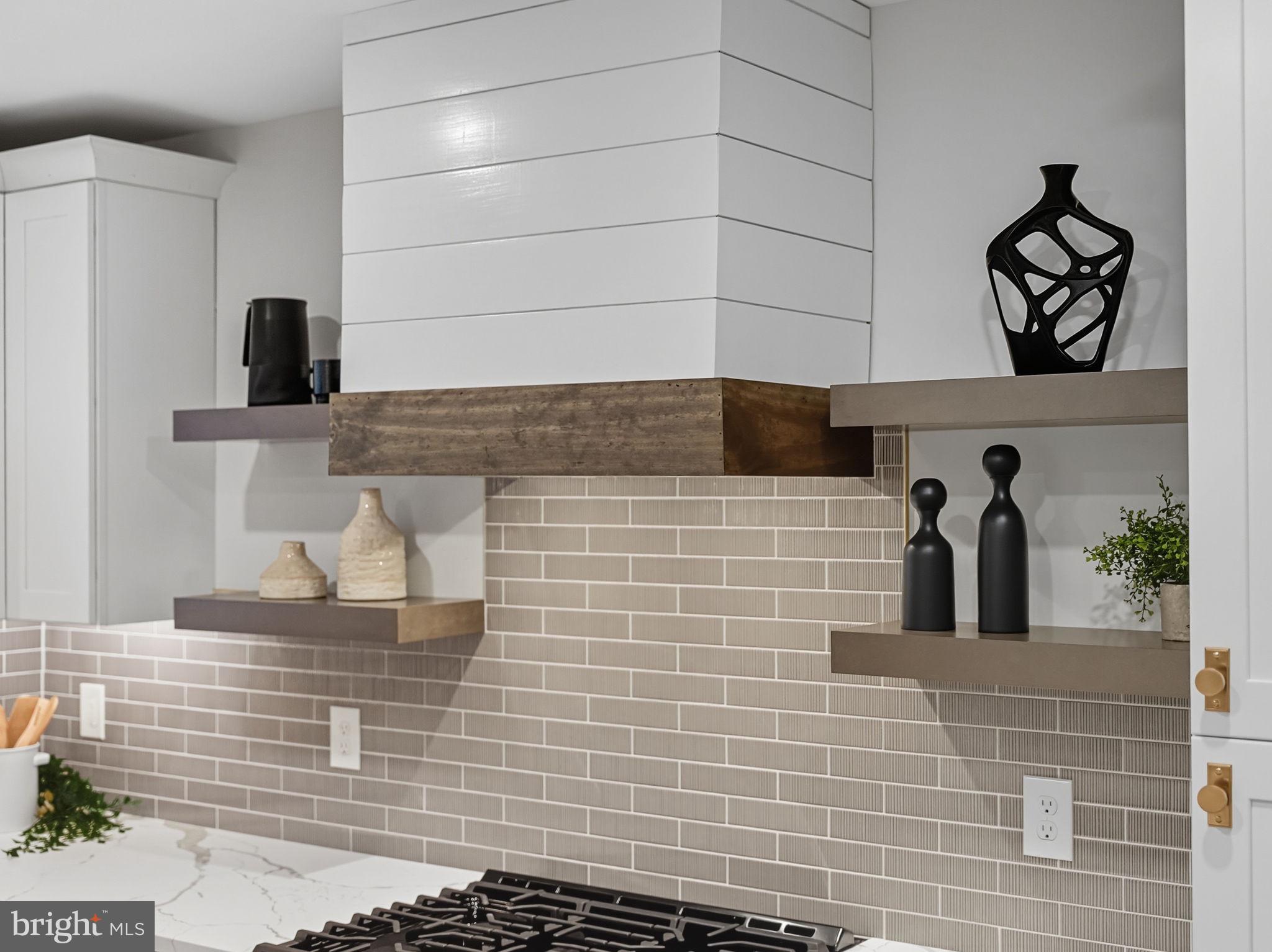 WILLOW WOODS - Residential