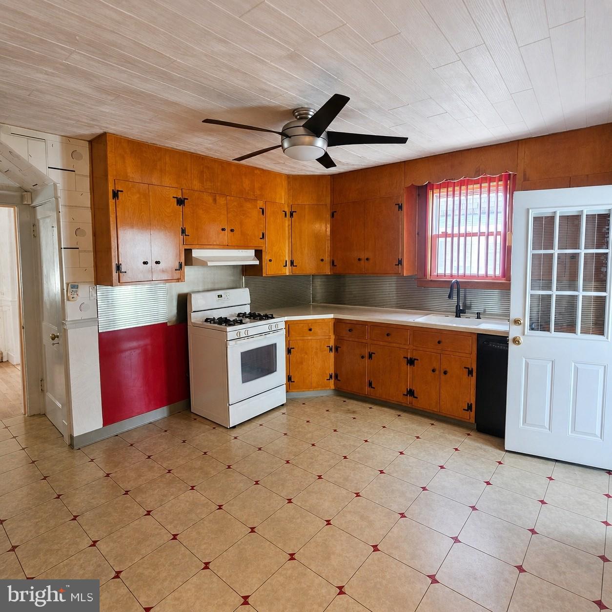GWYNN OAK - Residential