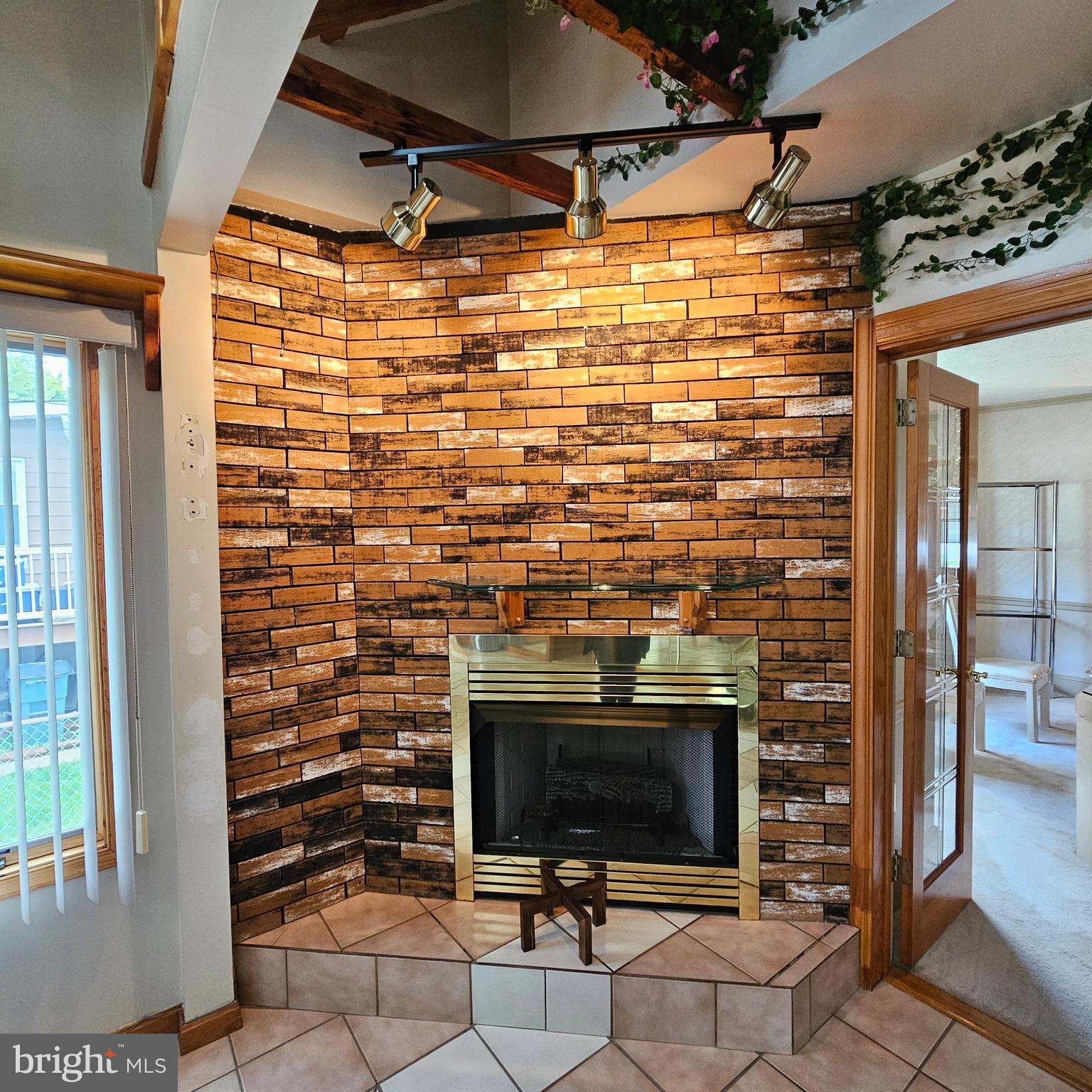 GWYNN OAK - Residential