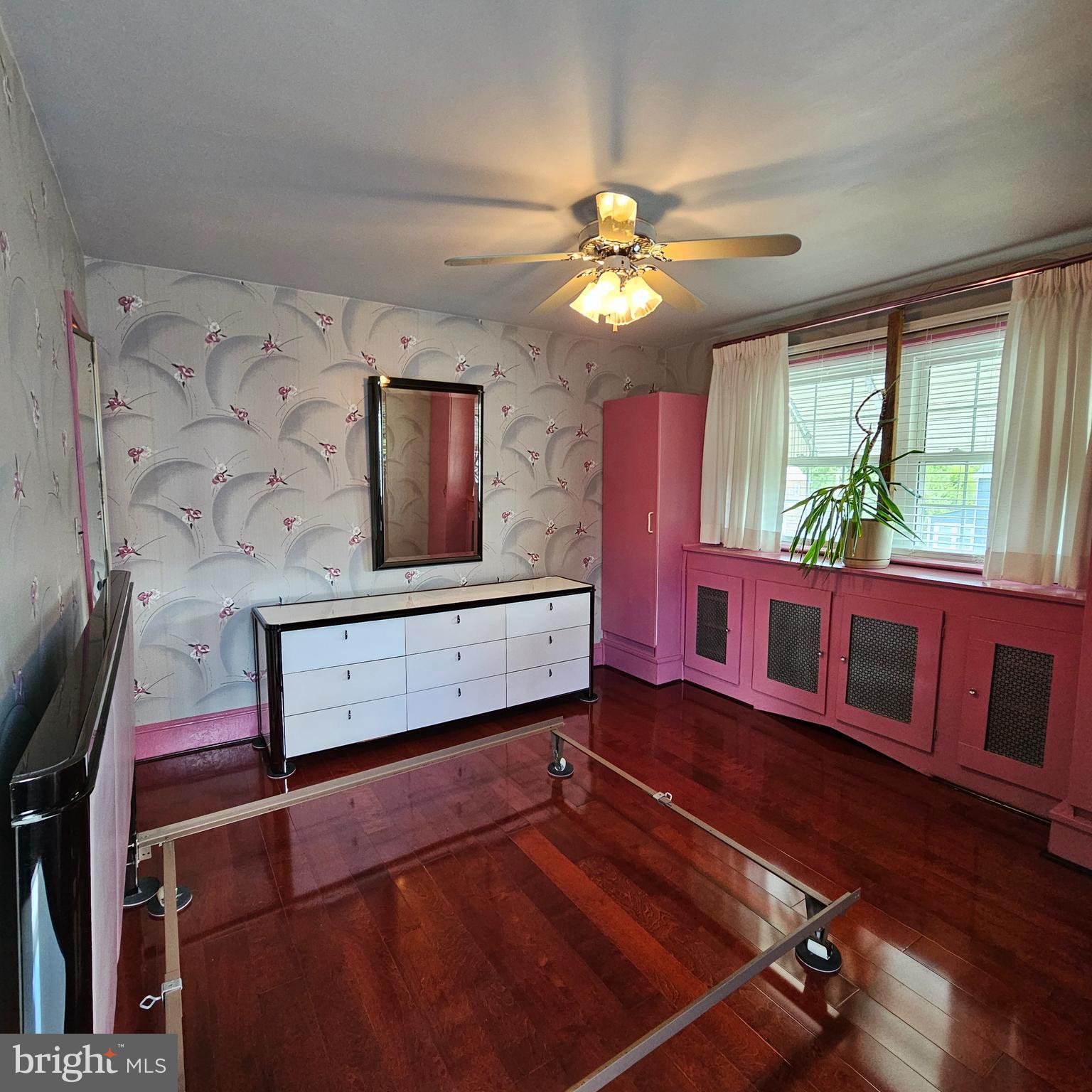 GWYNN OAK - Residential