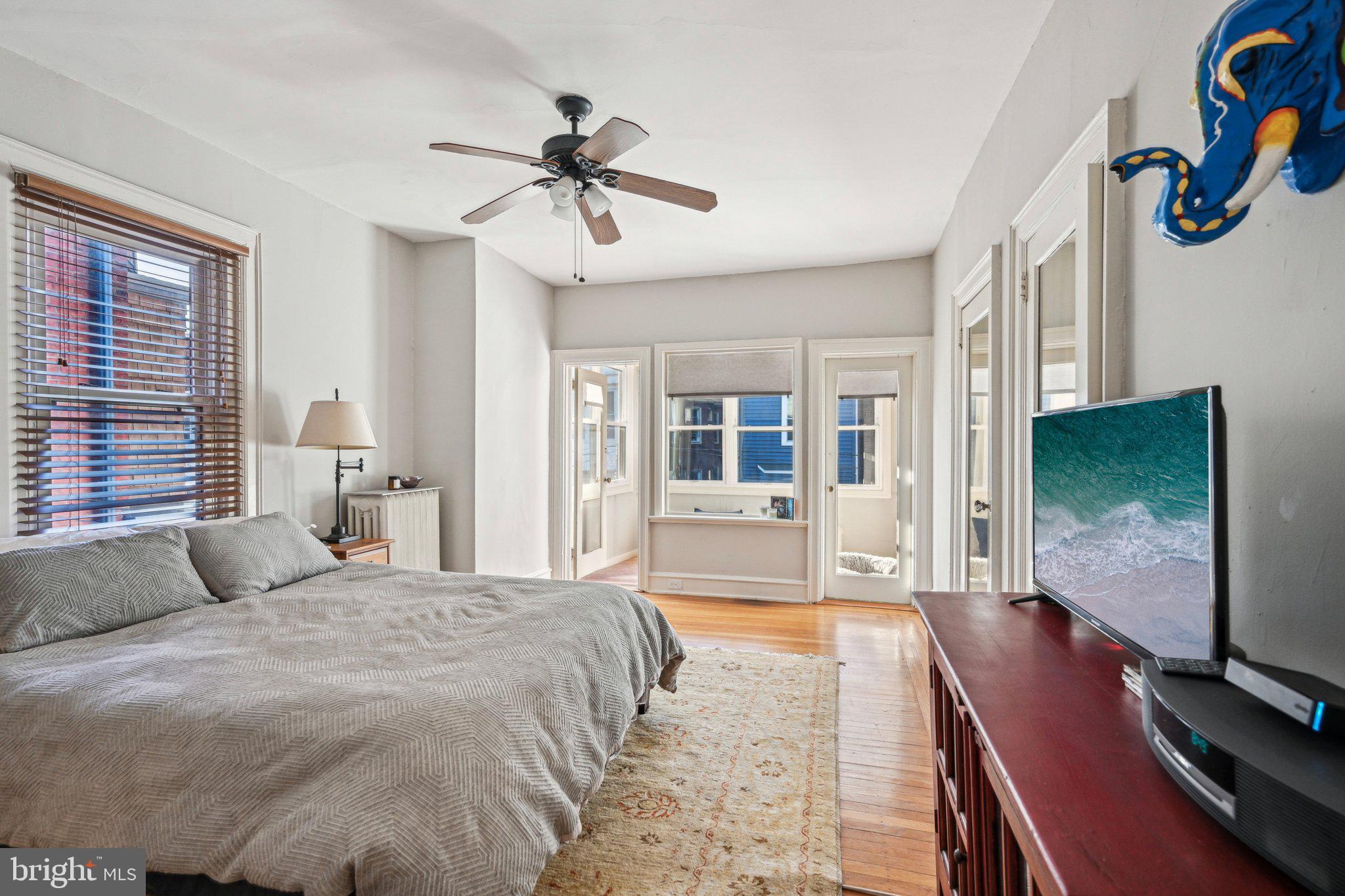 UNIVERSITY CITY - Residential