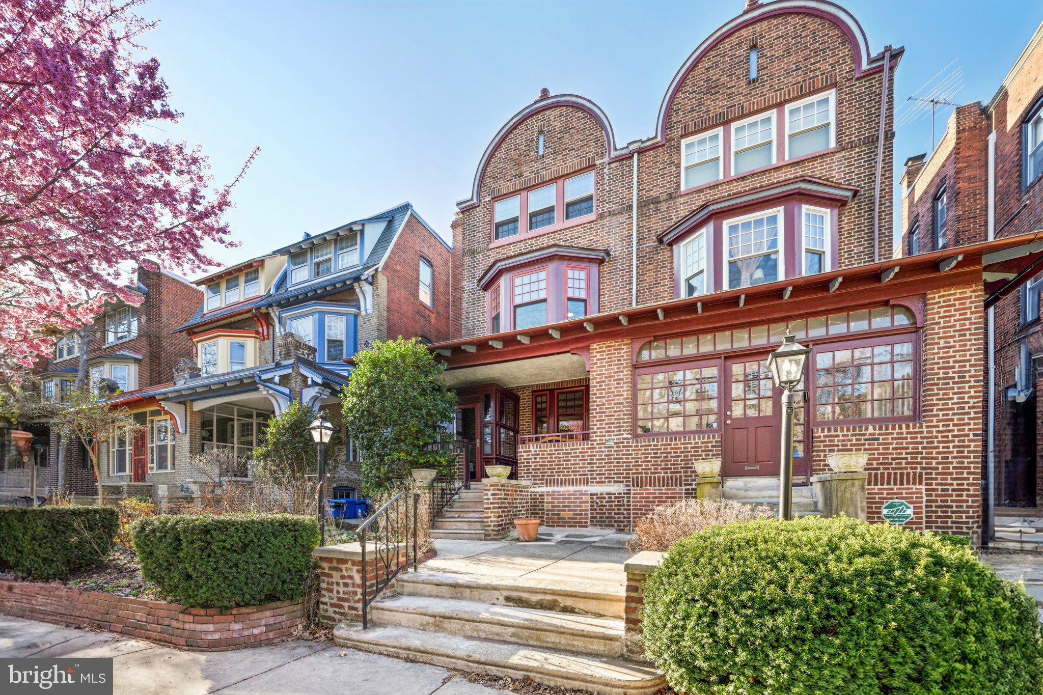 UNIVERSITY CITY - Residential