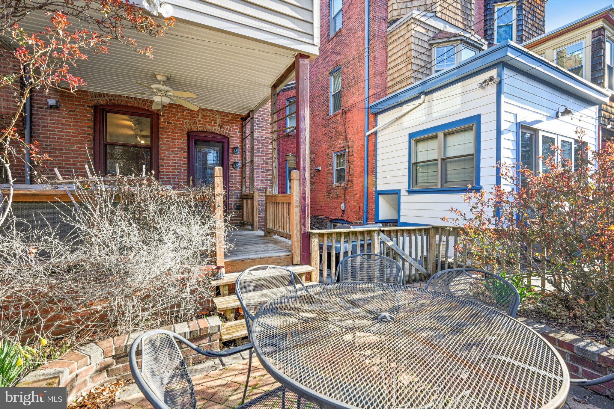 UNIVERSITY CITY - Residential