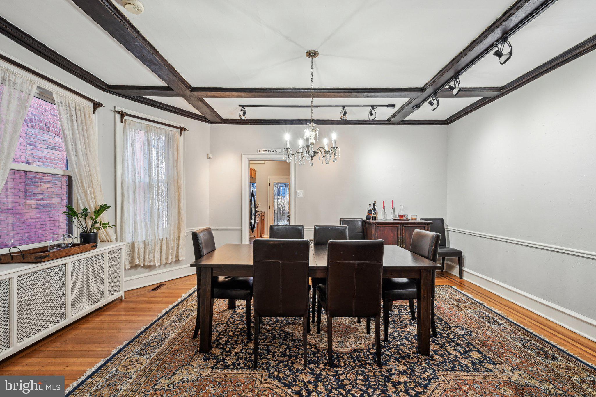 UNIVERSITY CITY - Residential