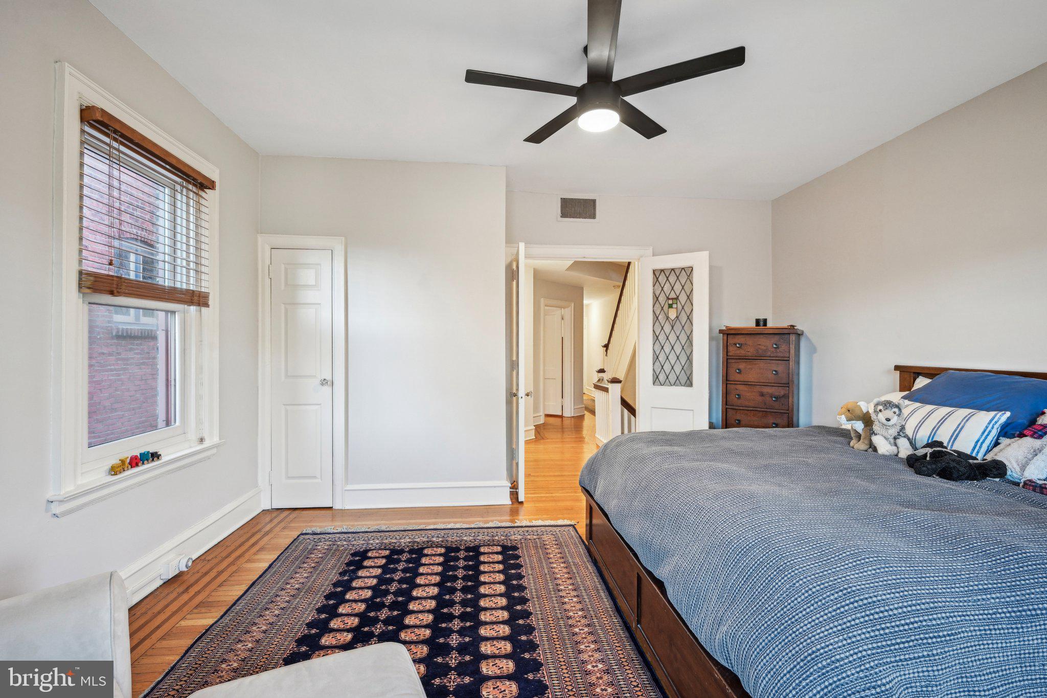 UNIVERSITY CITY - Residential